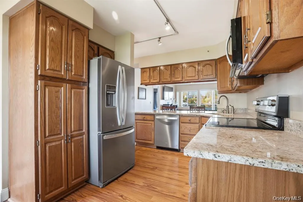 4 Marina Drive, Carmel, NY, 1 Bedroom Bedrooms, 5 Rooms Rooms,1 BathroomBathrooms,Residential Lease,For Rent,Marina,0,1051885 4 Marina Drive, Carmel, NY, 1 Bedroom Bedrooms, 5 Rooms Rooms,1 BathroomBathrooms,Residential Lease,For Rent,Marina,0,1051885