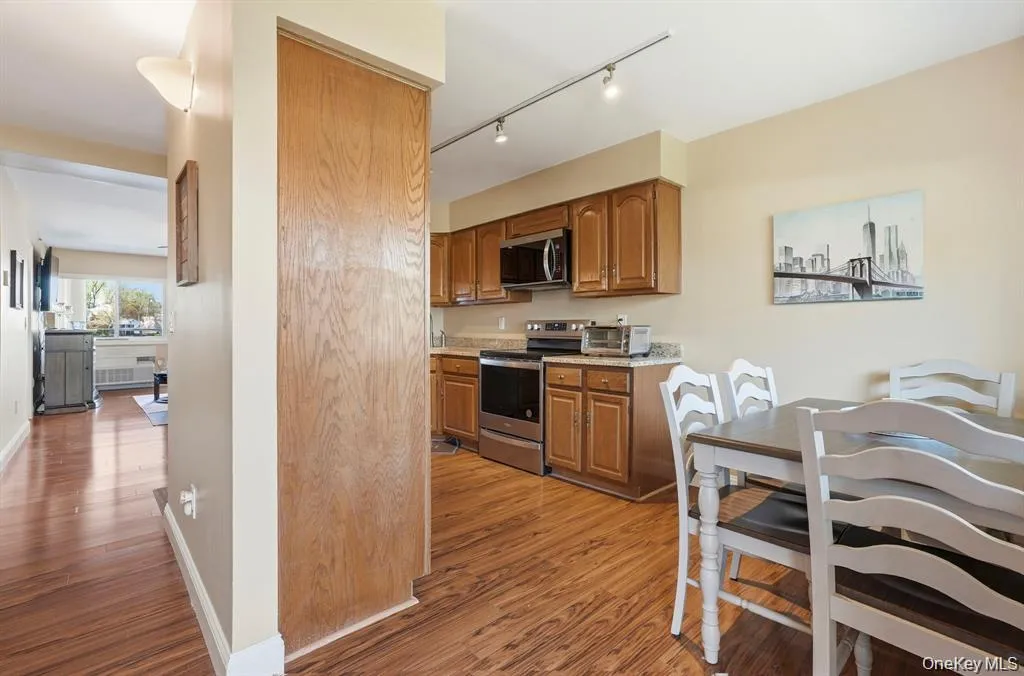 4 Marina Drive, Carmel, NY, 1 Bedroom Bedrooms, 5 Rooms Rooms,1 BathroomBathrooms,Residential Lease,For Rent,Marina,0,1051885 4 Marina Drive, Carmel, NY, 1 Bedroom Bedrooms, 5 Rooms Rooms,1 BathroomBathrooms,Residential Lease,For Rent,Marina,0,1051885