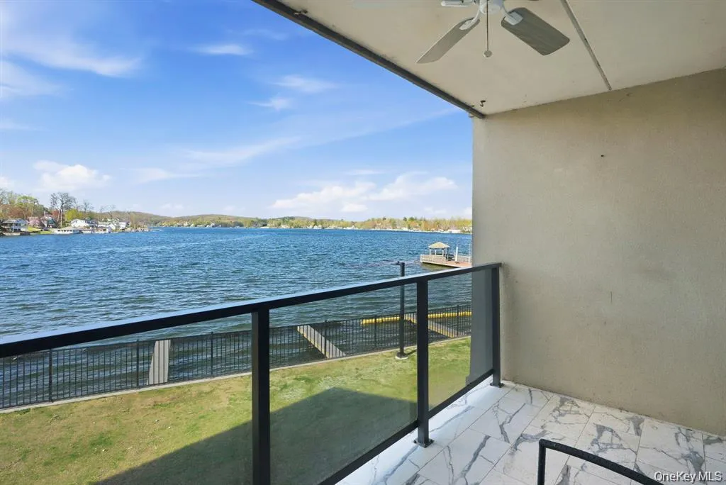 4 Marina Drive, Carmel, NY, 1 Bedroom Bedrooms, 5 Rooms Rooms,1 BathroomBathrooms,Residential Lease,For Rent,Marina,0,1051885 4 Marina Drive, Carmel, NY, 1 Bedroom Bedrooms, 5 Rooms Rooms,1 BathroomBathrooms,Residential Lease,For Rent,Marina,0,1051885