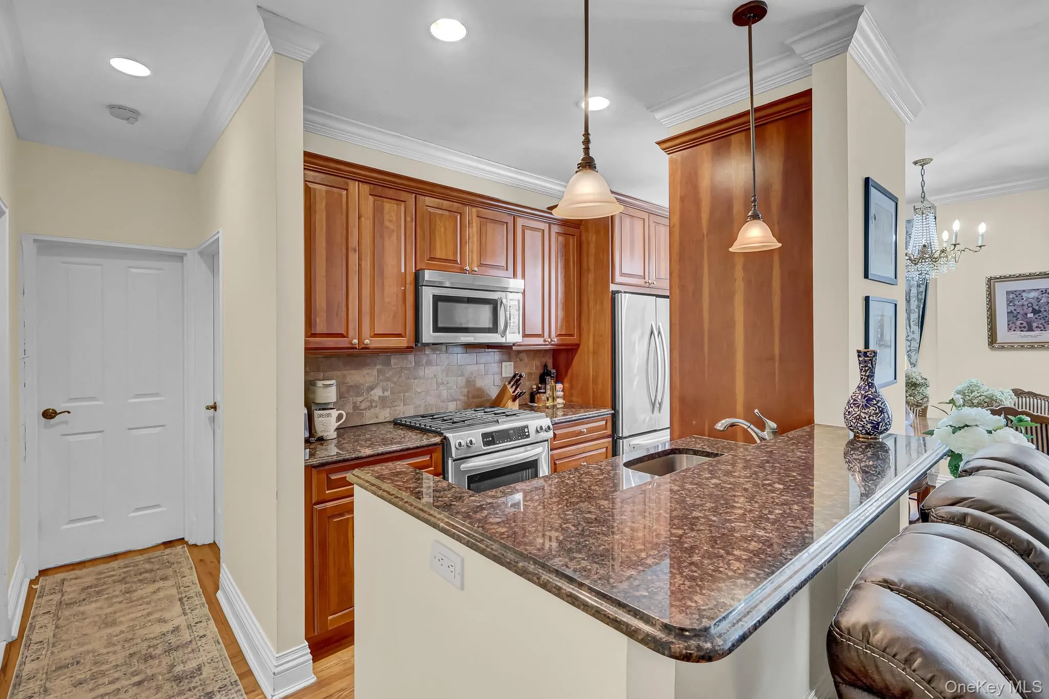 111 7th Street, Hempstead, NY, 2 Bedrooms Bedrooms, 5 Rooms Rooms,2 BathroomsBathrooms,Residential,For Rent,7th,0,1051886 111 7th Street, Hempstead, NY, 2 Bedrooms Bedrooms, 5 Rooms Rooms,2 BathroomsBathrooms,Residential,For Rent,7th,0,1051886