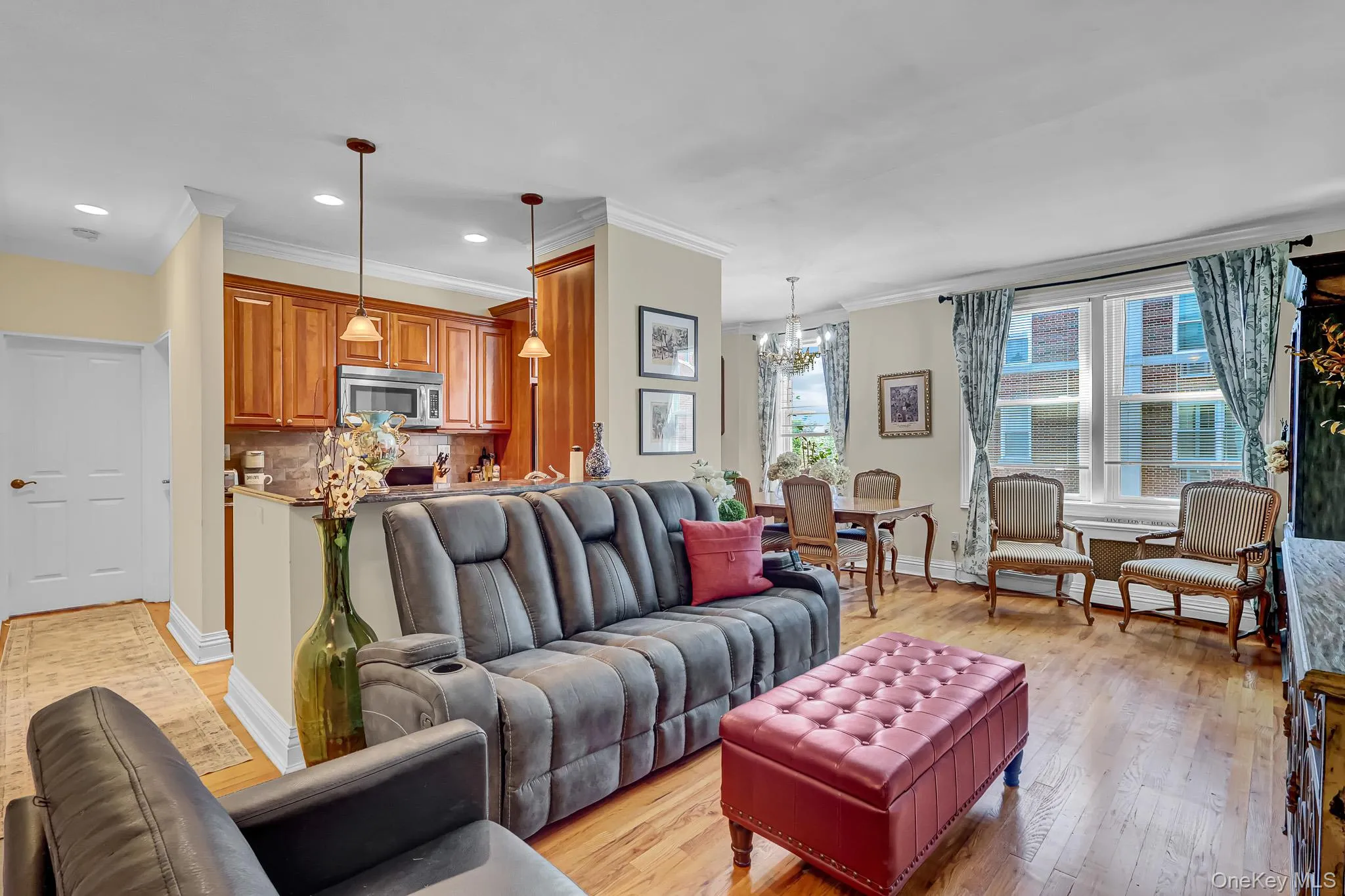 111 7th Street, Hempstead, NY, 2 Bedrooms Bedrooms, 5 Rooms Rooms,2 BathroomsBathrooms,Residential,For Rent,7th,0,1051886 111 7th Street, Hempstead, NY, 2 Bedrooms Bedrooms, 5 Rooms Rooms,2 BathroomsBathrooms,Residential,For Rent,7th,0,1051886