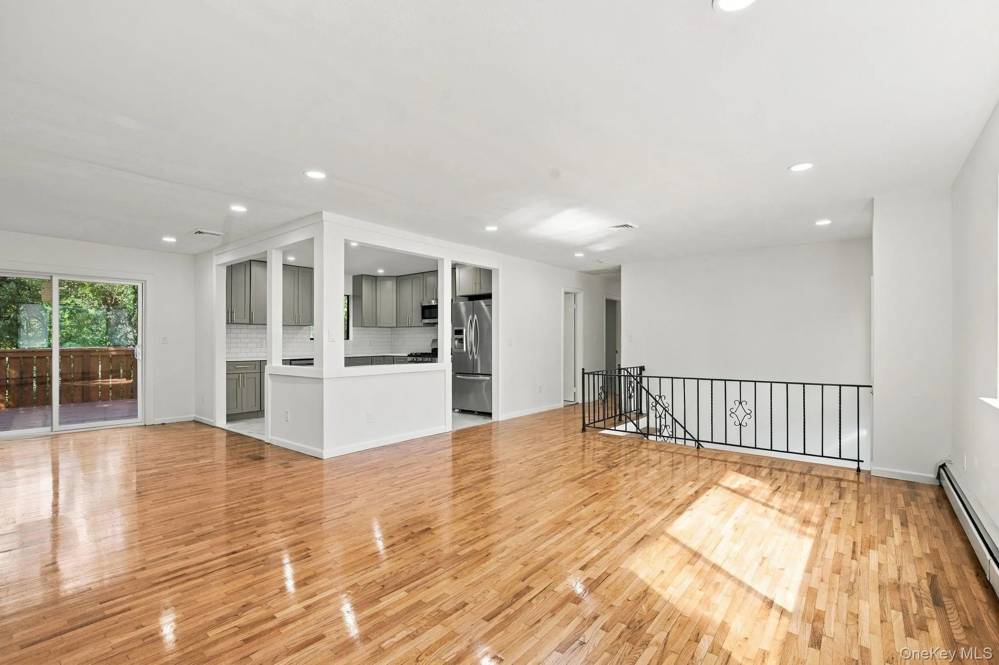 12 Westminister Drive, Middletown, NY, 4 Bedrooms Bedrooms, 10 Rooms Rooms,2 BathroomsBathrooms,Residential,For Rent,Westminister,0,1051888 12 Westminister Drive, Middletown, NY, 4 Bedrooms Bedrooms, 10 Rooms Rooms,2 BathroomsBathrooms,Residential,For Rent,Westminister,0,1051888