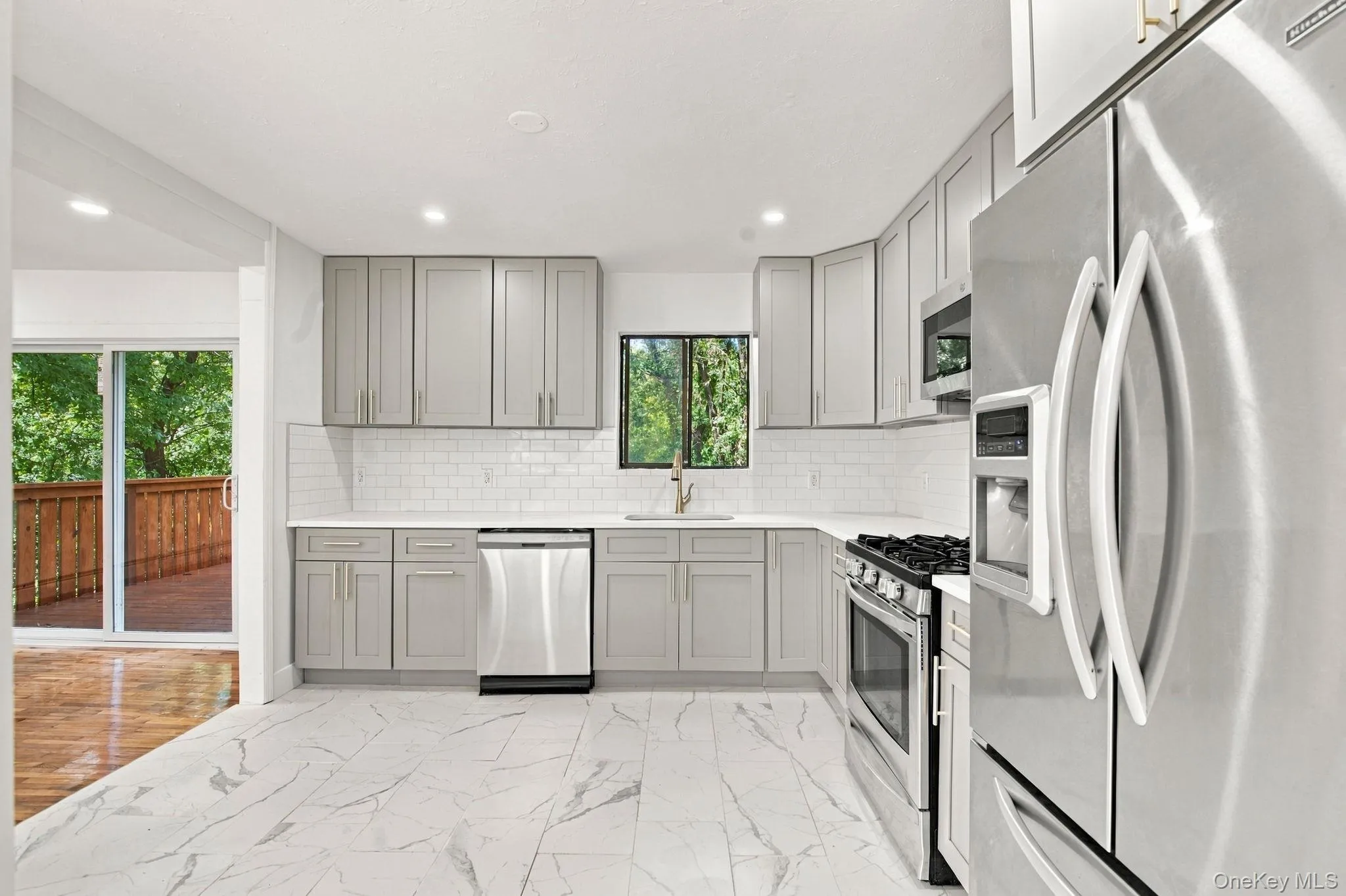 12 Westminister Drive, Middletown, NY, 4 Bedrooms Bedrooms, 10 Rooms Rooms,2 BathroomsBathrooms,Residential,For Rent,Westminister,0,1051888 12 Westminister Drive, Middletown, NY, 4 Bedrooms Bedrooms, 10 Rooms Rooms,2 BathroomsBathrooms,Residential,For Rent,Westminister,0,1051888