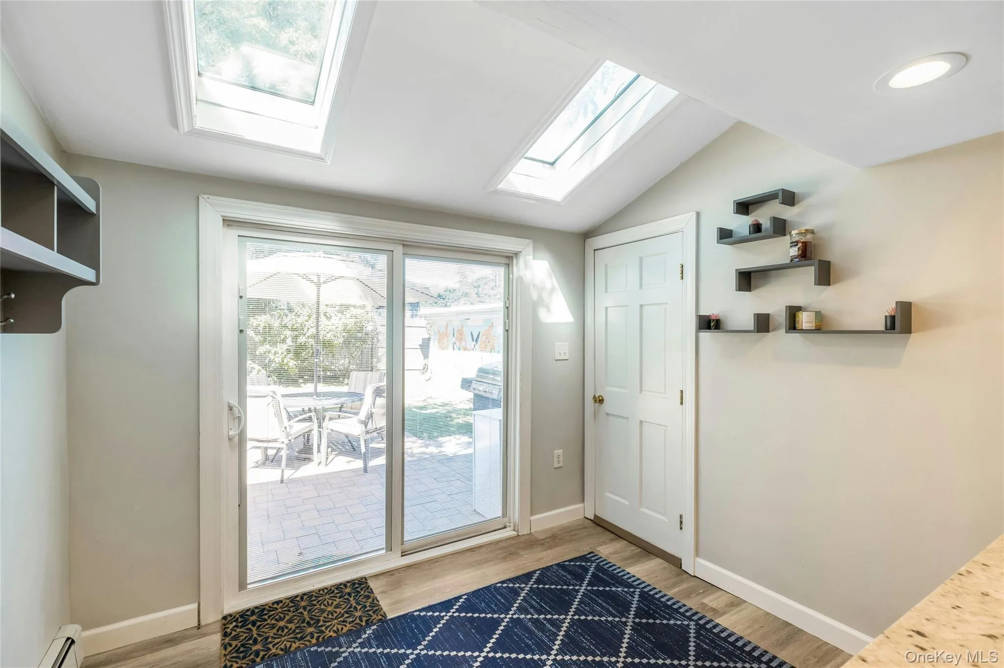 3 School Street, Brookhaven, NY, 3 Bedrooms Bedrooms, 7 Rooms Rooms,2 BathroomsBathrooms,Residential,For Rent,School,0,1051890 3 School Street, Brookhaven, NY, 3 Bedrooms Bedrooms, 7 Rooms Rooms,2 BathroomsBathrooms,Residential,For Rent,School,0,1051890