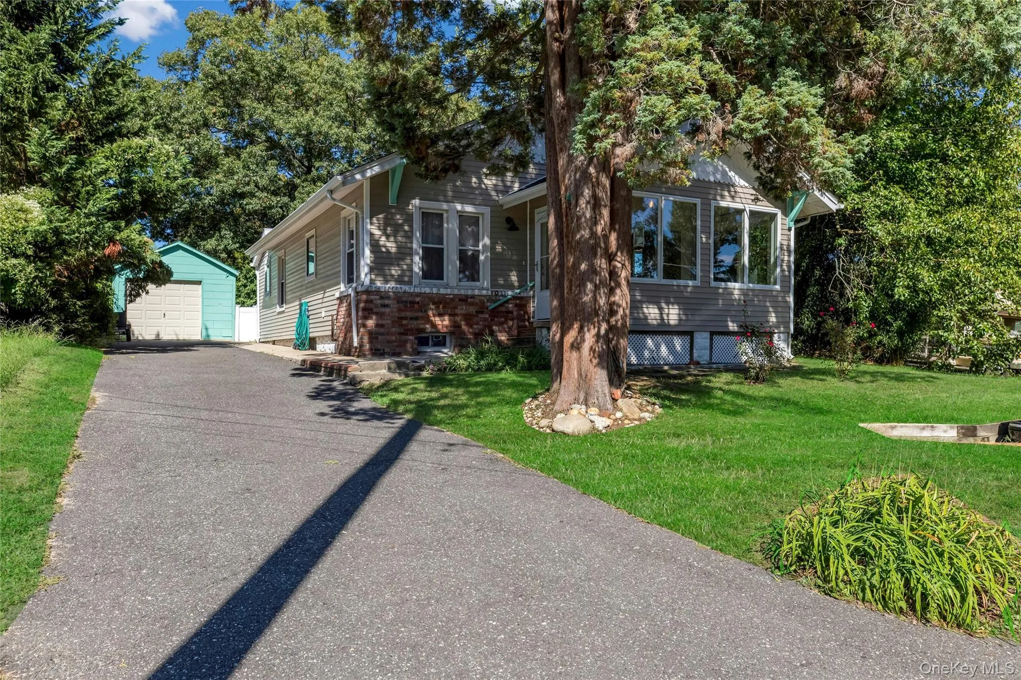 3 School Street, Brookhaven, NY, 3 Bedrooms Bedrooms, 7 Rooms Rooms,2 BathroomsBathrooms,Residential,For Rent,School,0,1051890 3 School Street, Brookhaven, NY, 3 Bedrooms Bedrooms, 7 Rooms Rooms,2 BathroomsBathrooms,Residential,For Rent,School,0,1051890