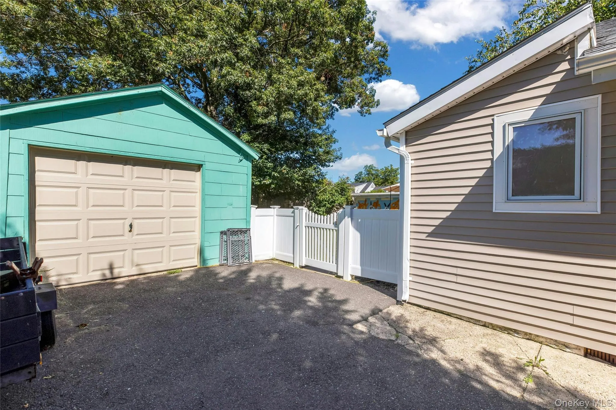 3 School Street, Brookhaven, NY, 3 Bedrooms Bedrooms, 7 Rooms Rooms,2 BathroomsBathrooms,Residential,For Rent,School,0,1051890 3 School Street, Brookhaven, NY, 3 Bedrooms Bedrooms, 7 Rooms Rooms,2 BathroomsBathrooms,Residential,For Rent,School,0,1051890