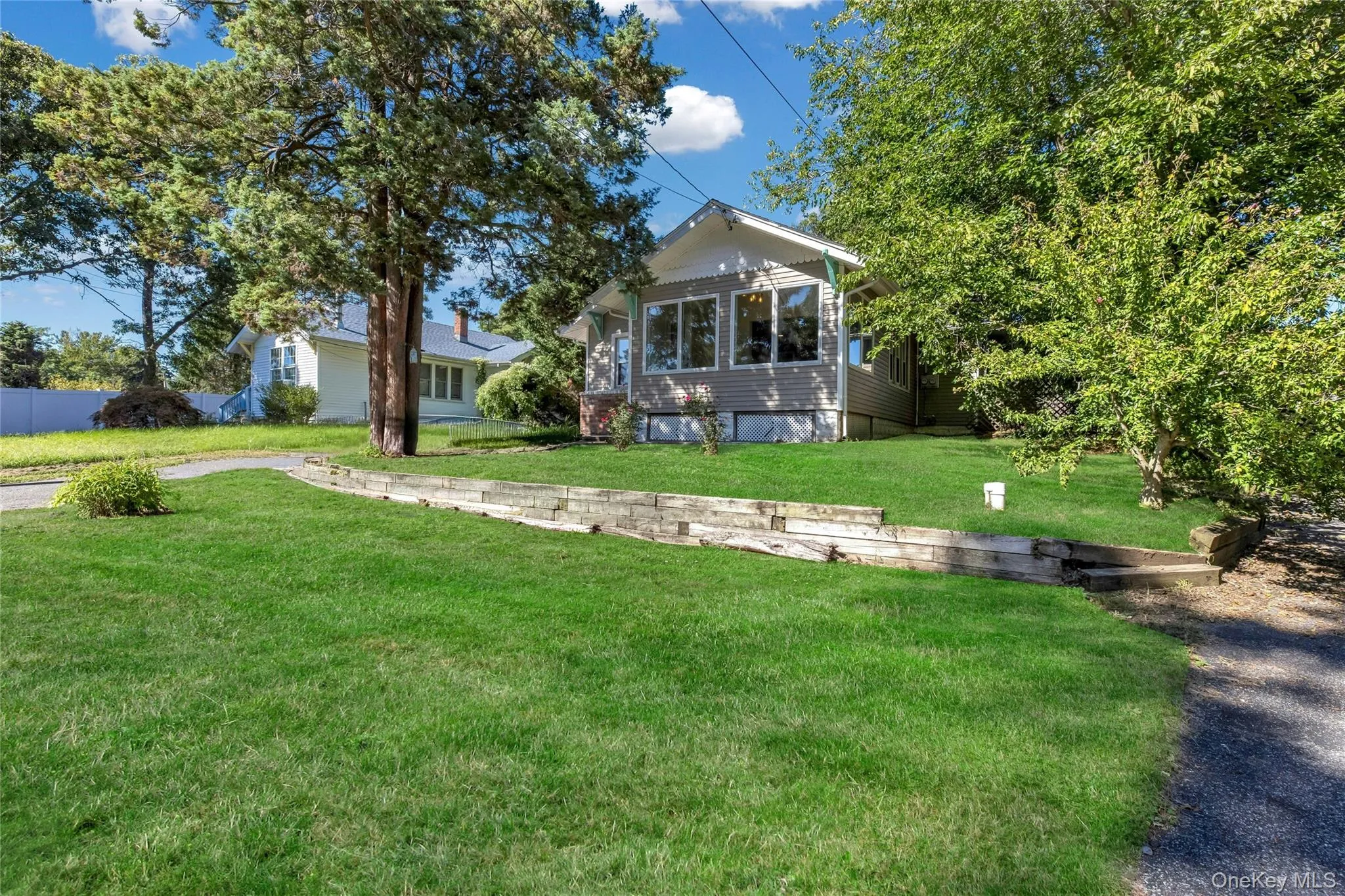 3 School Street, Brookhaven, NY, 3 Bedrooms Bedrooms, 7 Rooms Rooms,2 BathroomsBathrooms,Residential,For Rent,School,0,1051890 3 School Street, Brookhaven, NY, 3 Bedrooms Bedrooms, 7 Rooms Rooms,2 BathroomsBathrooms,Residential,For Rent,School,0,1051890