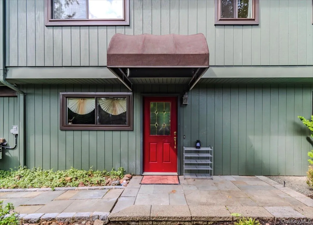 116 Lakewood Drive, Clarkstown, NY, 4 Bedrooms Bedrooms, 9 Rooms Rooms,2 BathroomsBathrooms,Residential,For Rent,Lakewood,0,1051892 116 Lakewood Drive, Clarkstown, NY, 4 Bedrooms Bedrooms, 9 Rooms Rooms,2 BathroomsBathrooms,Residential,For Rent,Lakewood,0,1051892