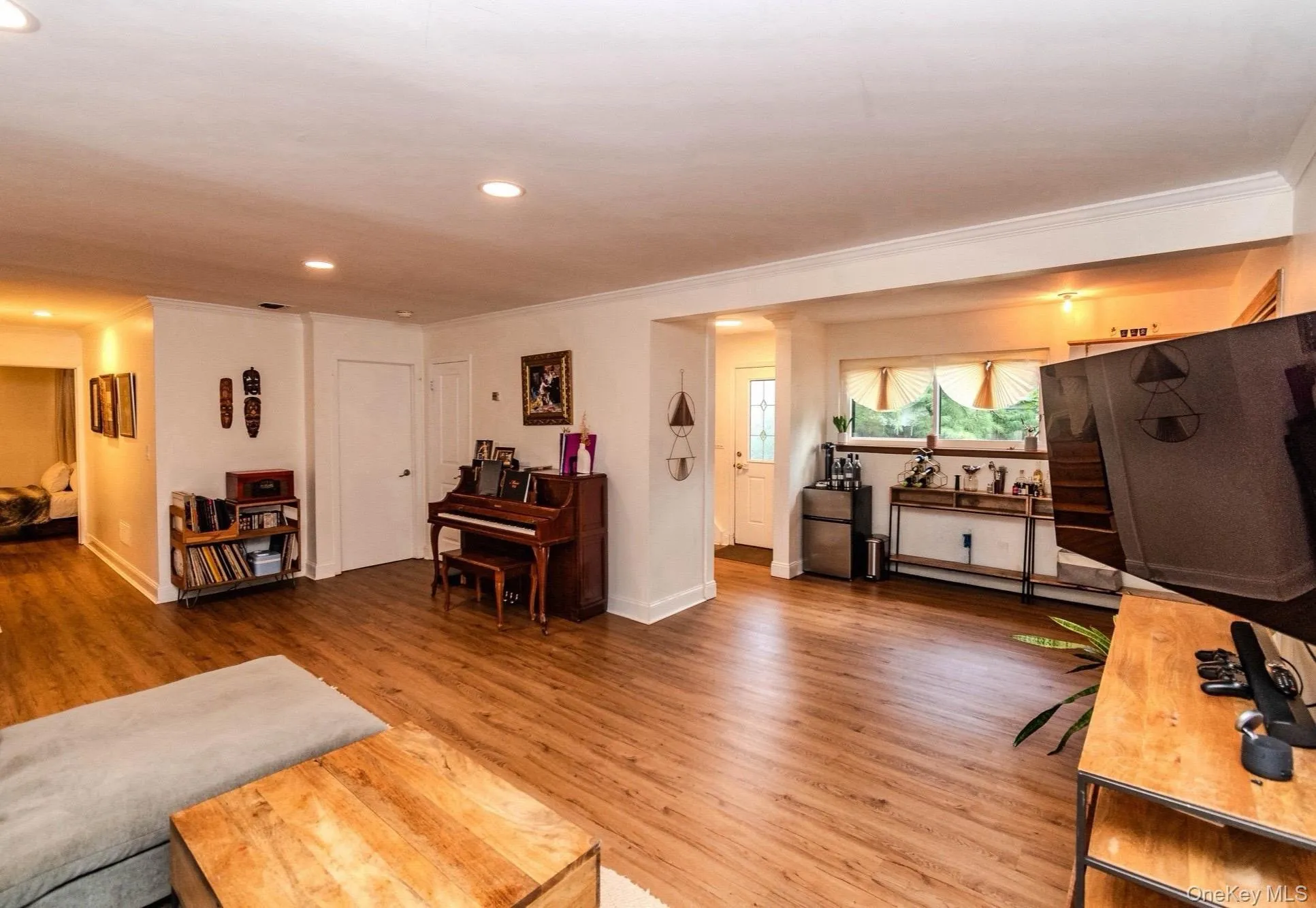 116 Lakewood Drive, Clarkstown, NY, 4 Bedrooms Bedrooms, 9 Rooms Rooms,2 BathroomsBathrooms,Residential,For Rent,Lakewood,0,1051892 116 Lakewood Drive, Clarkstown, NY, 4 Bedrooms Bedrooms, 9 Rooms Rooms,2 BathroomsBathrooms,Residential,For Rent,Lakewood,0,1051892