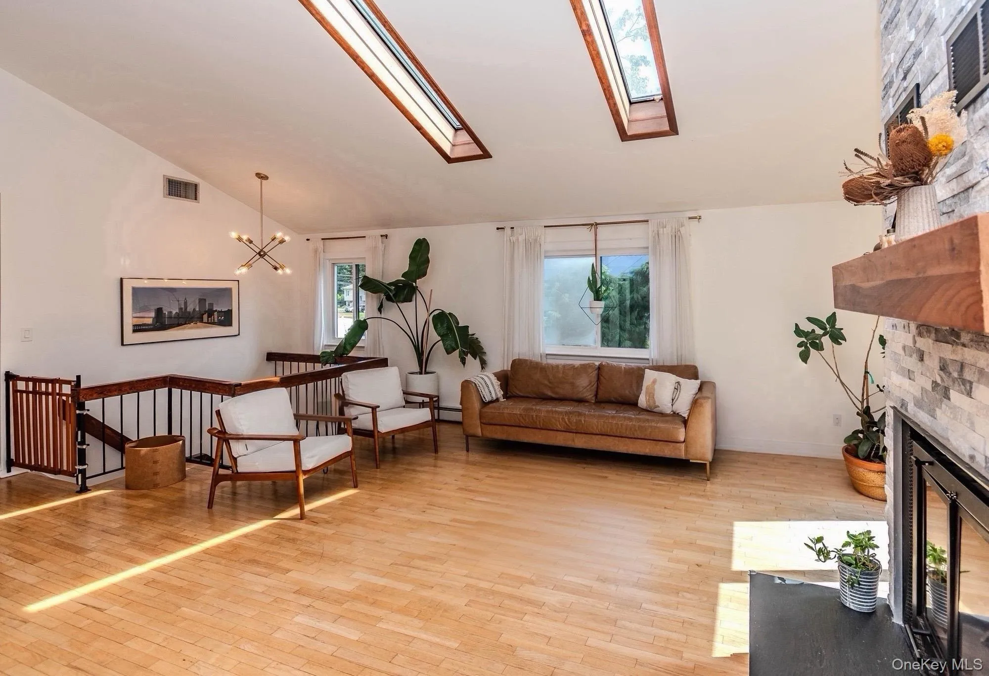 116 Lakewood Drive, Clarkstown, NY, 4 Bedrooms Bedrooms, 9 Rooms Rooms,2 BathroomsBathrooms,Residential,For Rent,Lakewood,0,1051892 116 Lakewood Drive, Clarkstown, NY, 4 Bedrooms Bedrooms, 9 Rooms Rooms,2 BathroomsBathrooms,Residential,For Rent,Lakewood,0,1051892