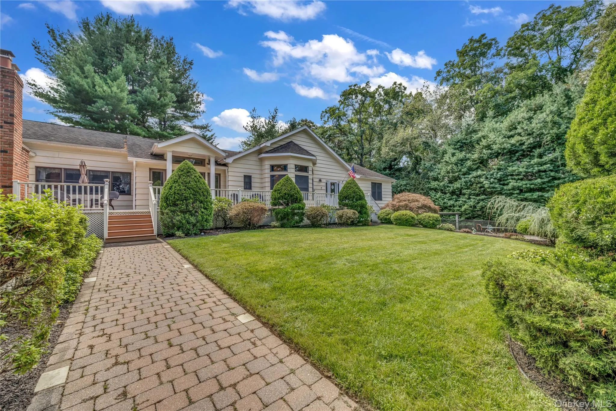 20 Old Route 25A, Smithtown, NY, 6 Bedrooms Bedrooms, 19 Rooms Rooms,3 BathroomsBathrooms,Residential,For Rent,Old Route 25A,0,1051896 20 Old Route 25A, Smithtown, NY, 6 Bedrooms Bedrooms, 19 Rooms Rooms,3 BathroomsBathrooms,Residential,For Rent,Old Route 25A,0,1051896