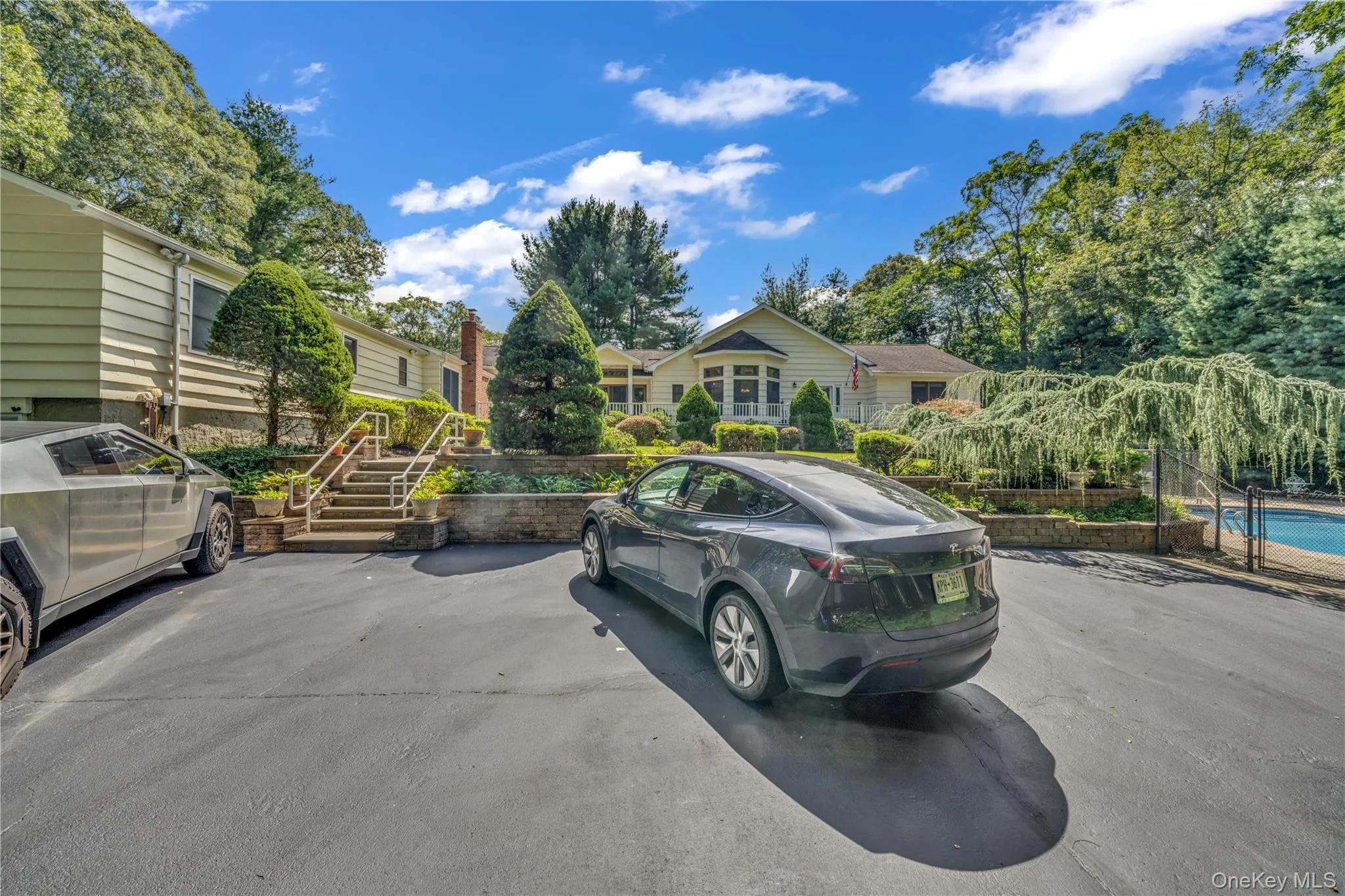 20 Old Route 25A, Smithtown, NY, 6 Bedrooms Bedrooms, 19 Rooms Rooms,3 BathroomsBathrooms,Residential,For Rent,Old Route 25A,0,1051896 20 Old Route 25A, Smithtown, NY, 6 Bedrooms Bedrooms, 19 Rooms Rooms,3 BathroomsBathrooms,Residential,For Rent,Old Route 25A,0,1051896