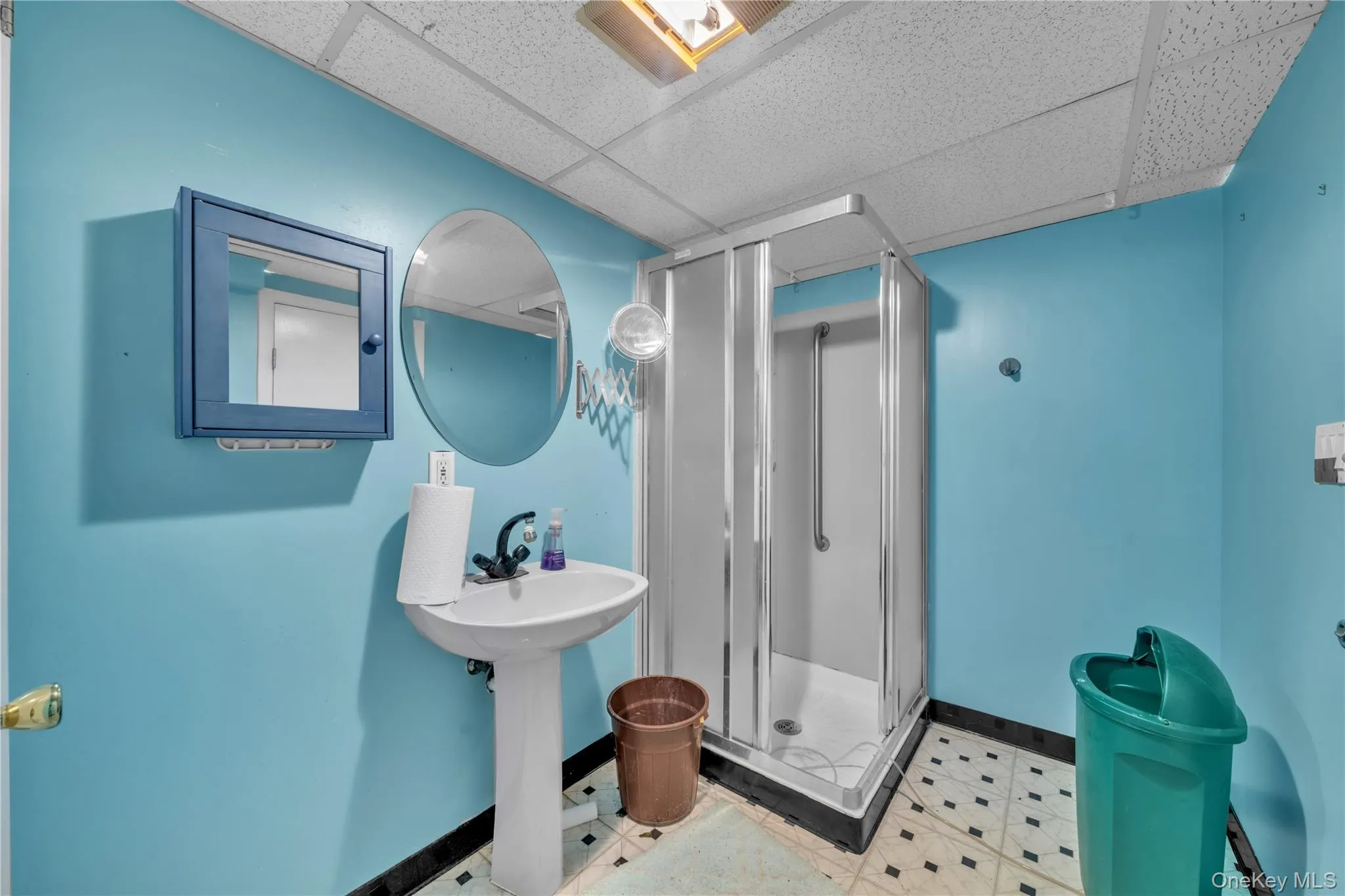 20 Old Route 25A, Smithtown, NY, 6 Bedrooms Bedrooms, 19 Rooms Rooms,3 BathroomsBathrooms,Residential,For Rent,Old Route 25A,0,1051896 20 Old Route 25A, Smithtown, NY, 6 Bedrooms Bedrooms, 19 Rooms Rooms,3 BathroomsBathrooms,Residential,For Rent,Old Route 25A,0,1051896