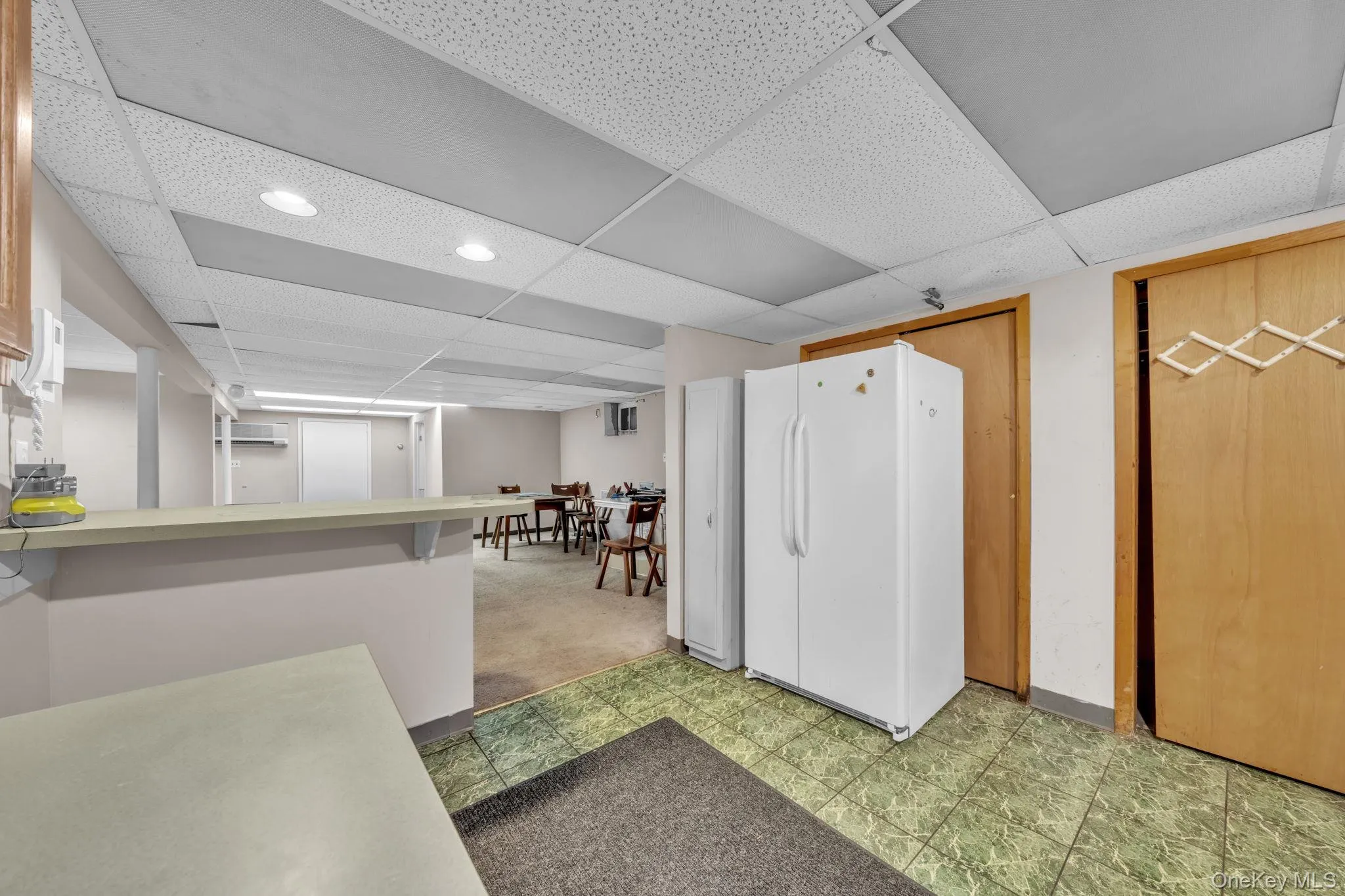 20 Old Route 25A, Smithtown, NY, 6 Bedrooms Bedrooms, 19 Rooms Rooms,3 BathroomsBathrooms,Residential,For Rent,Old Route 25A,0,1051896 20 Old Route 25A, Smithtown, NY, 6 Bedrooms Bedrooms, 19 Rooms Rooms,3 BathroomsBathrooms,Residential,For Rent,Old Route 25A,0,1051896