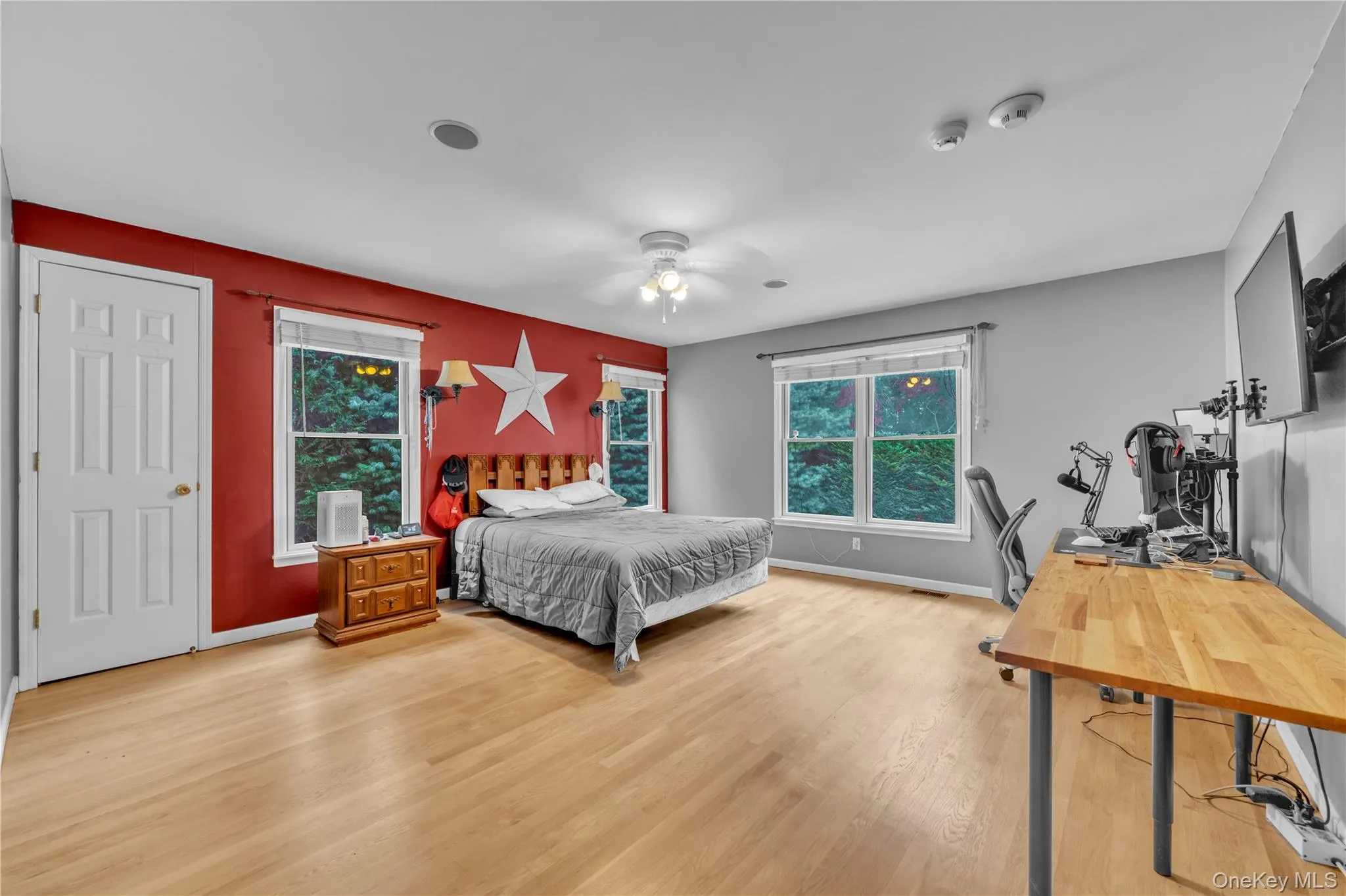 20 Old Route 25A, Smithtown, NY, 6 Bedrooms Bedrooms, 19 Rooms Rooms,3 BathroomsBathrooms,Residential,For Rent,Old Route 25A,0,1051896 20 Old Route 25A, Smithtown, NY, 6 Bedrooms Bedrooms, 19 Rooms Rooms,3 BathroomsBathrooms,Residential,For Rent,Old Route 25A,0,1051896