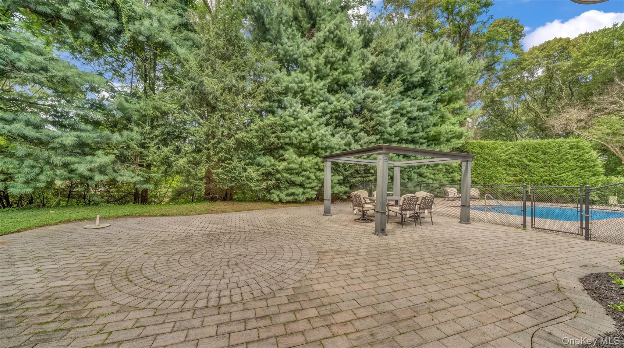 20 Old Route 25A, Smithtown, NY, 6 Bedrooms Bedrooms, 19 Rooms Rooms,3 BathroomsBathrooms,Residential,For Rent,Old Route 25A,0,1051896 20 Old Route 25A, Smithtown, NY, 6 Bedrooms Bedrooms, 19 Rooms Rooms,3 BathroomsBathrooms,Residential,For Rent,Old Route 25A,0,1051896