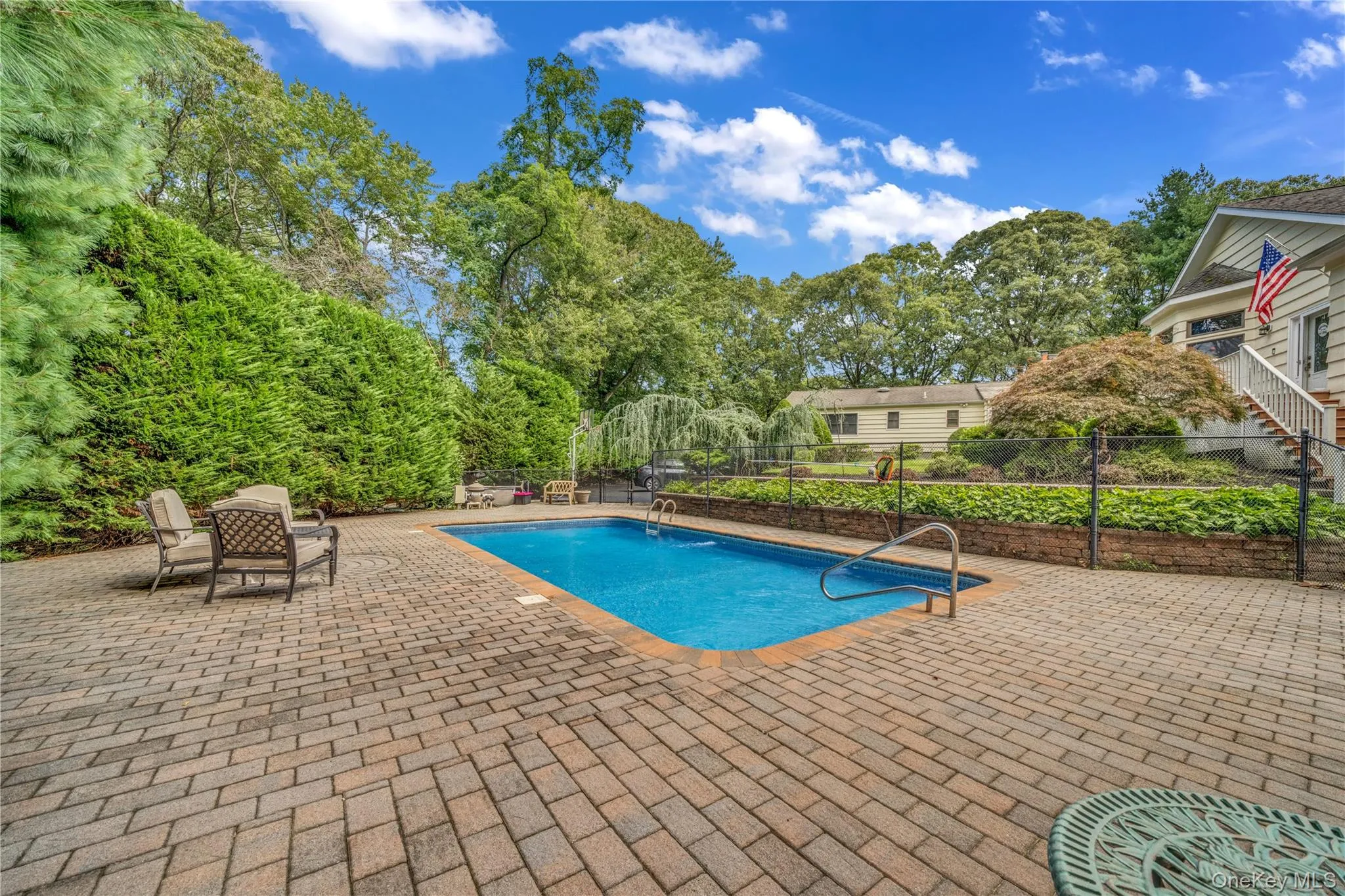 20 Old Route 25A, Smithtown, NY, 6 Bedrooms Bedrooms, 19 Rooms Rooms,3 BathroomsBathrooms,Residential,For Rent,Old Route 25A,0,1051896 20 Old Route 25A, Smithtown, NY, 6 Bedrooms Bedrooms, 19 Rooms Rooms,3 BathroomsBathrooms,Residential,For Rent,Old Route 25A,0,1051896