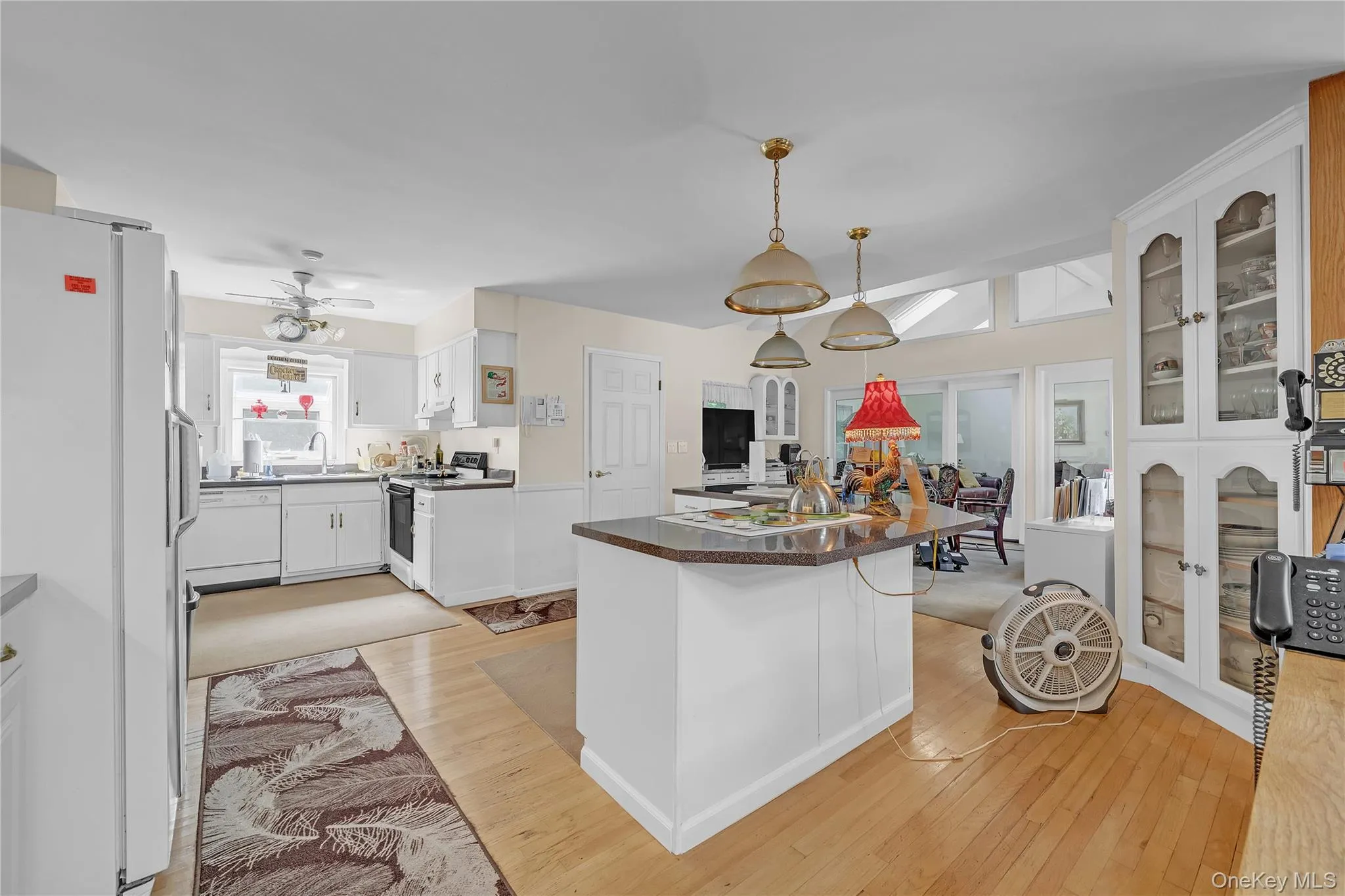 20 Old Route 25A, Smithtown, NY, 6 Bedrooms Bedrooms, 19 Rooms Rooms,3 BathroomsBathrooms,Residential,For Rent,Old Route 25A,0,1051896 20 Old Route 25A, Smithtown, NY, 6 Bedrooms Bedrooms, 19 Rooms Rooms,3 BathroomsBathrooms,Residential,For Rent,Old Route 25A,0,1051896
