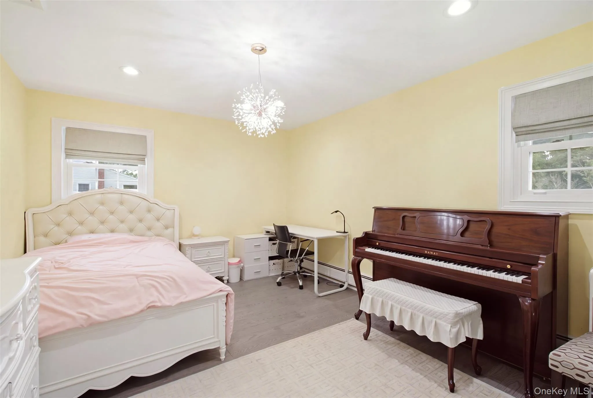 24 Quintree Lane, Huntington, NY, 4 Bedrooms Bedrooms, 8 Rooms Rooms,2 BathroomsBathrooms,Residential,For Rent,Quintree,0,1051898 24 Quintree Lane, Huntington, NY, 4 Bedrooms Bedrooms, 8 Rooms Rooms,2 BathroomsBathrooms,Residential,For Rent,Quintree,0,1051898
