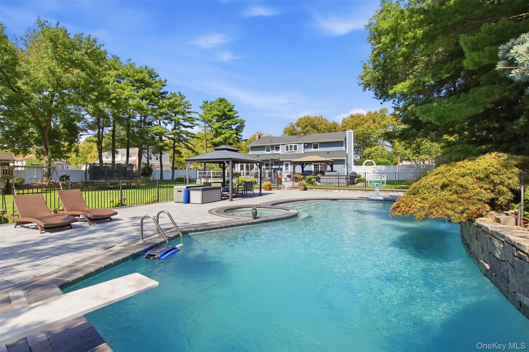 24 Quintree Lane, Huntington, NY, 4 Bedrooms Bedrooms, 8 Rooms Rooms,2 BathroomsBathrooms,Residential,For Rent,Quintree,0,1051898 24 Quintree Lane, Huntington, NY, 4 Bedrooms Bedrooms, 8 Rooms Rooms,2 BathroomsBathrooms,Residential,For Rent,Quintree,0,1051898