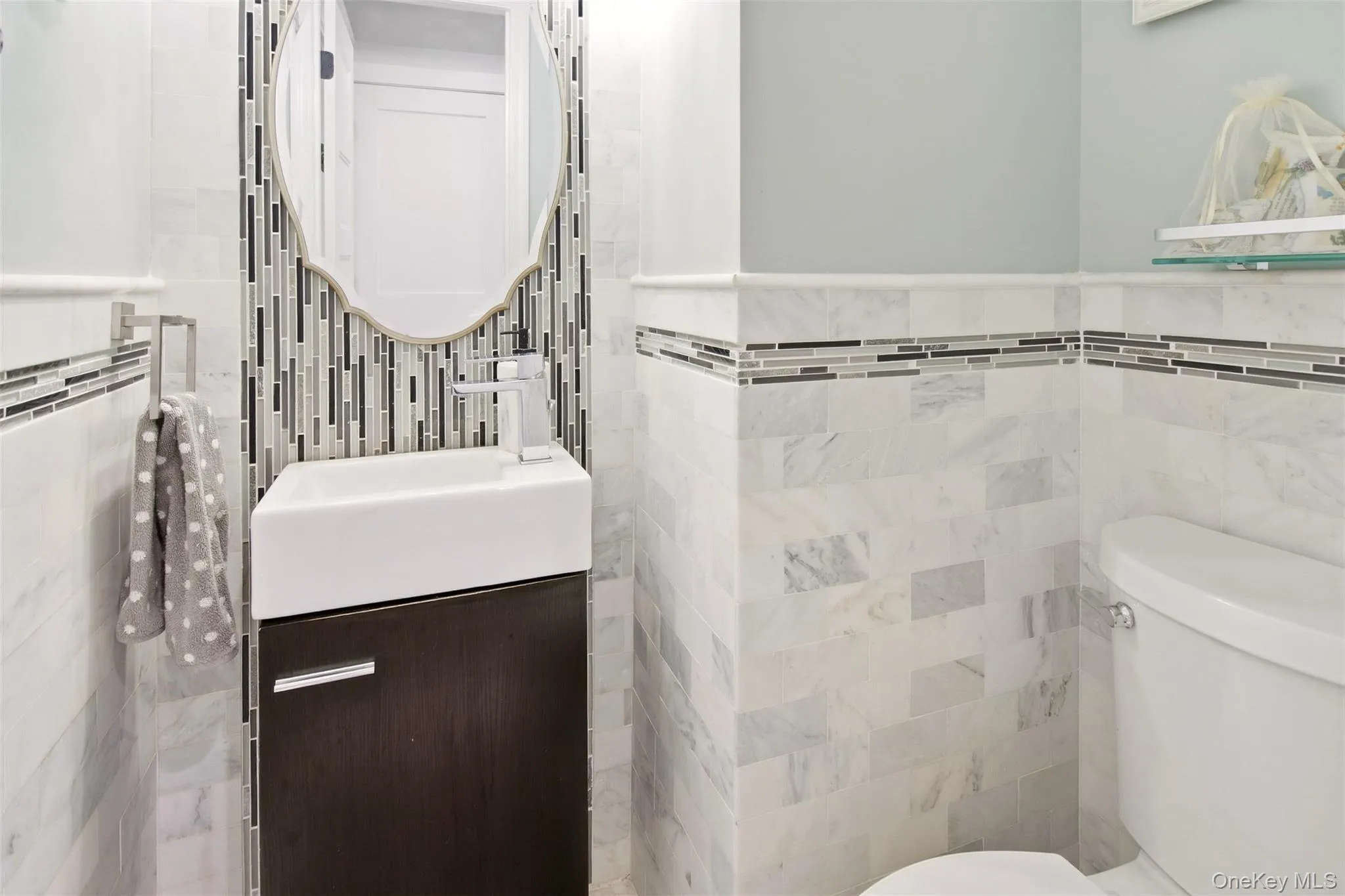 24 Quintree Lane, Huntington, NY, 4 Bedrooms Bedrooms, 8 Rooms Rooms,2 BathroomsBathrooms,Residential,For Rent,Quintree,0,1051898 24 Quintree Lane, Huntington, NY, 4 Bedrooms Bedrooms, 8 Rooms Rooms,2 BathroomsBathrooms,Residential,For Rent,Quintree,0,1051898