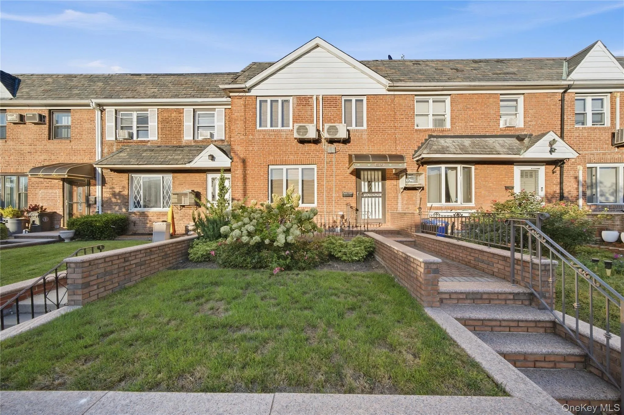 61-17 81st Street, New York, NY, 3 Bedrooms Bedrooms, 7 Rooms Rooms,2 BathroomsBathrooms,Residential,For Rent,81st,0,1051899 61-17 81st Street, New York, NY, 3 Bedrooms Bedrooms, 7 Rooms Rooms,2 BathroomsBathrooms,Residential,For Rent,81st,0,1051899