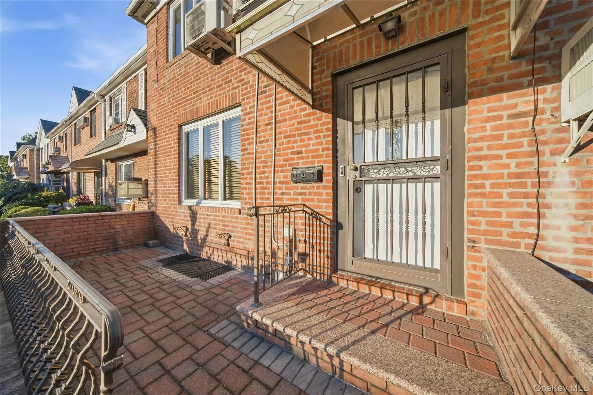 61-17 81st Street, New York, NY, 3 Bedrooms Bedrooms, 7 Rooms Rooms,2 BathroomsBathrooms,Residential,For Rent,81st,0,1051899 61-17 81st Street, New York, NY, 3 Bedrooms Bedrooms, 7 Rooms Rooms,2 BathroomsBathrooms,Residential,For Rent,81st,0,1051899