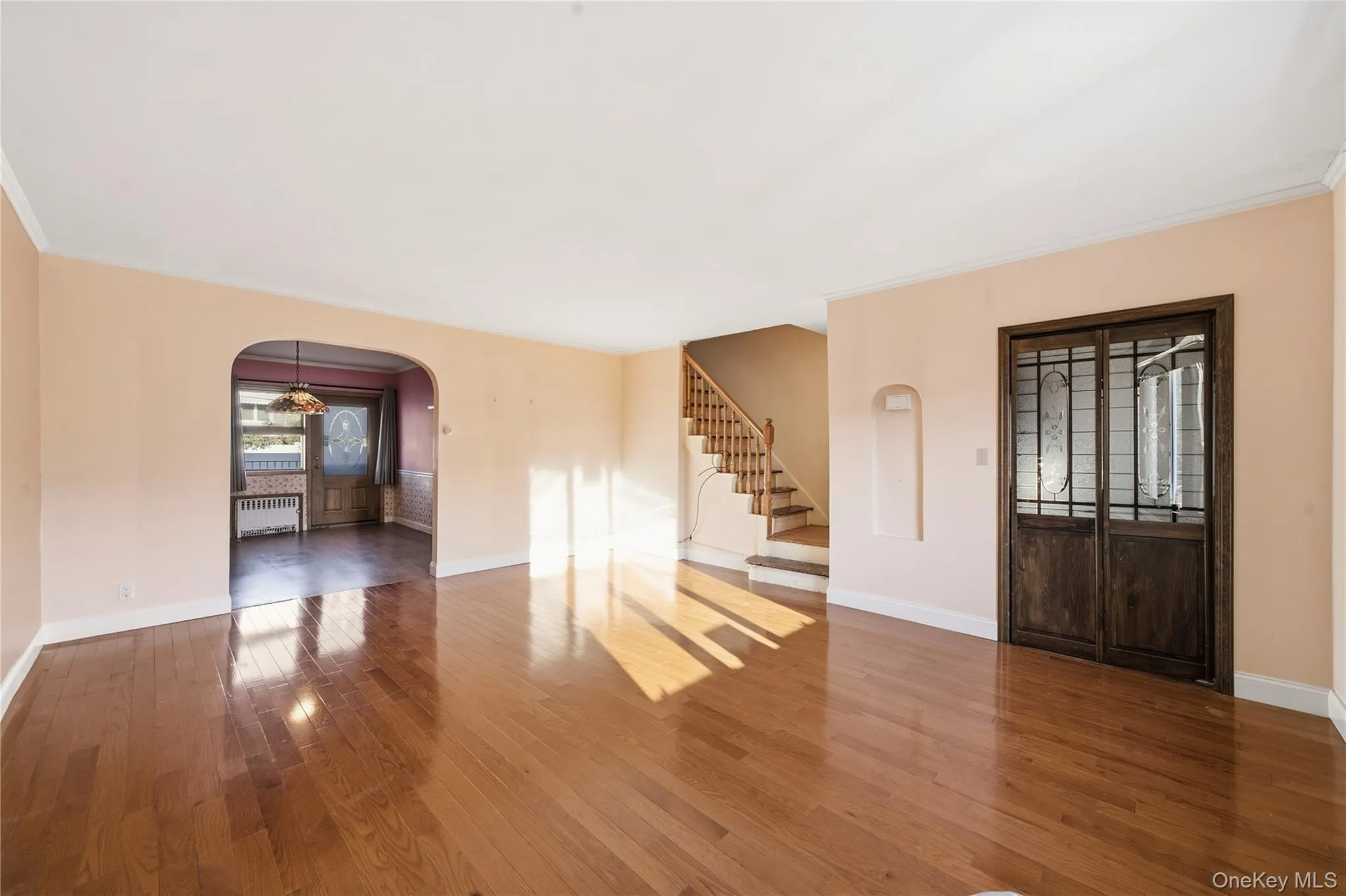 61-17 81st Street, New York, NY, 3 Bedrooms Bedrooms, 7 Rooms Rooms,2 BathroomsBathrooms,Residential,For Rent,81st,0,1051899 61-17 81st Street, New York, NY, 3 Bedrooms Bedrooms, 7 Rooms Rooms,2 BathroomsBathrooms,Residential,For Rent,81st,0,1051899