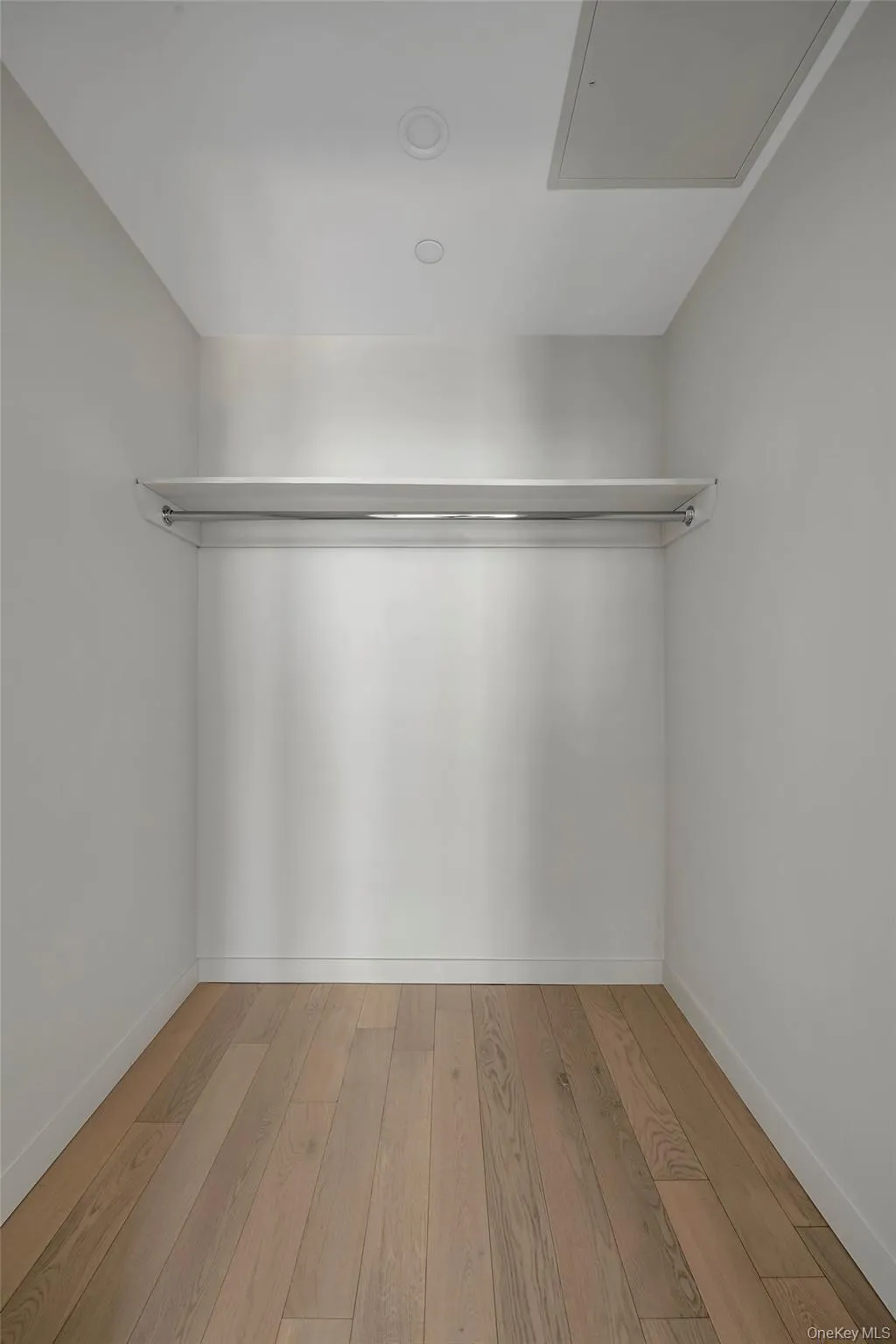 131-02B 40th Road, New York, NY, 2 Bedrooms Bedrooms, 5 Rooms Rooms,2 BathroomsBathrooms,Residential Lease,For Rent,40th,0,1051902 131-02B 40th Road, New York, NY, 2 Bedrooms Bedrooms, 5 Rooms Rooms,2 BathroomsBathrooms,Residential Lease,For Rent,40th,0,1051902