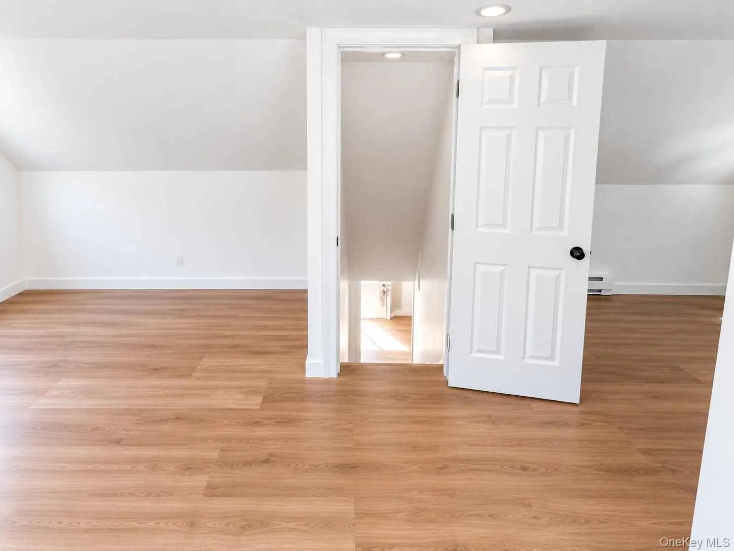 444 Avondale Drive, Brookhaven, NY, 3 Bedrooms Bedrooms, 5 Rooms Rooms,1 BathroomBathrooms,Residential,For Rent,Avondale,0,1051903 444 Avondale Drive, Brookhaven, NY, 3 Bedrooms Bedrooms, 5 Rooms Rooms,1 BathroomBathrooms,Residential,For Rent,Avondale,0,1051903