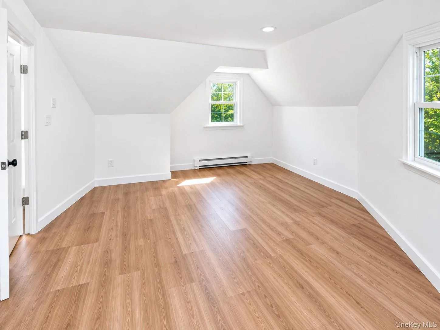 444 Avondale Drive, Brookhaven, NY, 3 Bedrooms Bedrooms, 5 Rooms Rooms,1 BathroomBathrooms,Residential,For Rent,Avondale,0,1051903 444 Avondale Drive, Brookhaven, NY, 3 Bedrooms Bedrooms, 5 Rooms Rooms,1 BathroomBathrooms,Residential,For Rent,Avondale,0,1051903