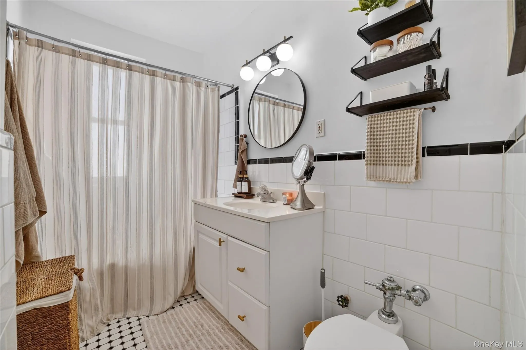 219 Bronx River Road, Yonkers, NY, 1 Bedroom Bedrooms, 3 Rooms Rooms,1 BathroomBathrooms,Residential,For Rent,Bronx River Road,0,1051908 219 Bronx River Road, Yonkers, NY, 1 Bedroom Bedrooms, 3 Rooms Rooms,1 BathroomBathrooms,Residential,For Rent,Bronx River Road,0,1051908