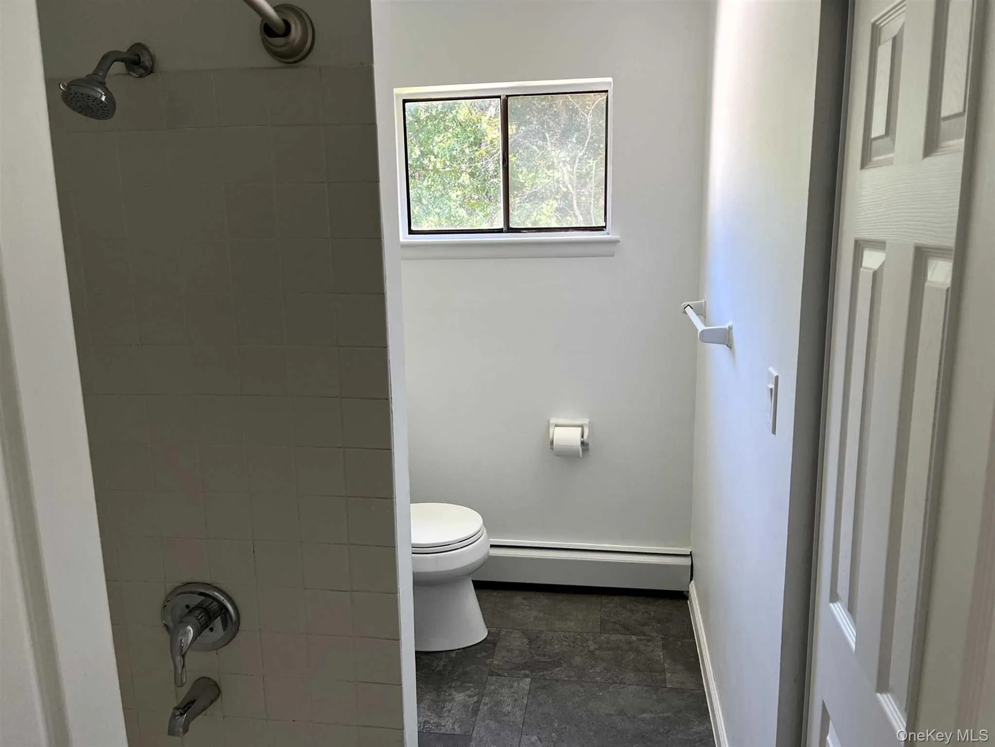 3 Hook Road, Poughkeepsie (town), NY, 3 Bedrooms Bedrooms, 6 Rooms Rooms,1 BathroomBathrooms,Residential Lease,For Rent,Hook,0,1051909 3 Hook Road, Poughkeepsie (town), NY, 3 Bedrooms Bedrooms, 6 Rooms Rooms,1 BathroomBathrooms,Residential Lease,For Rent,Hook,0,1051909