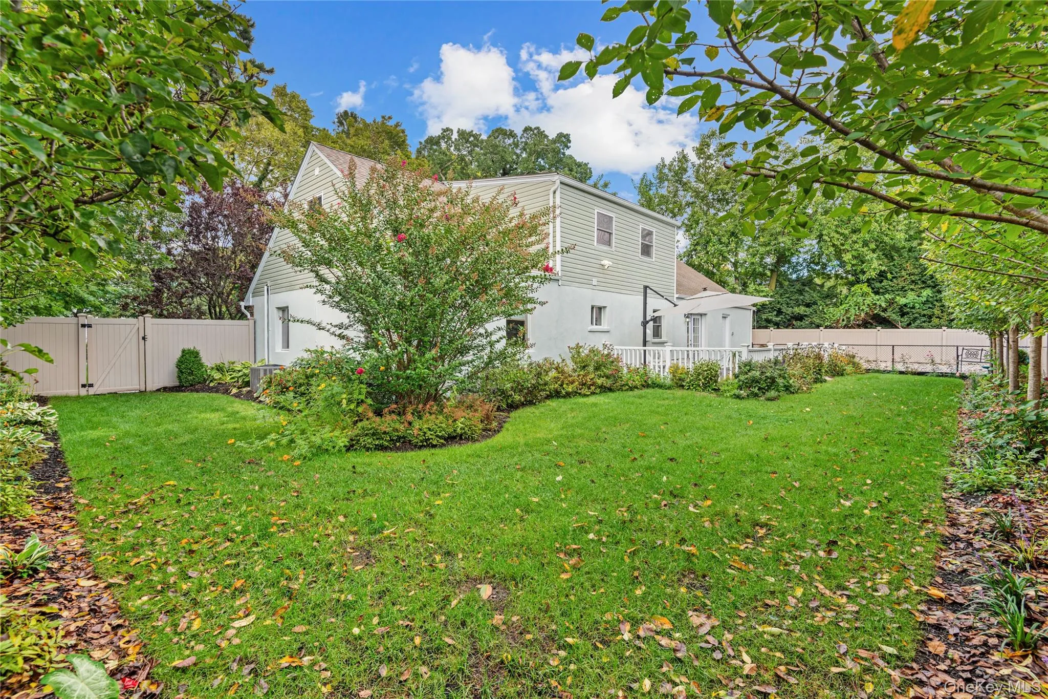 123 Hiawatha Drive, Islip, NY, 4 Bedrooms Bedrooms, 8 Rooms Rooms,2 BathroomsBathrooms,Residential,For Rent,Hiawatha,0,1051913 123 Hiawatha Drive, Islip, NY, 4 Bedrooms Bedrooms, 8 Rooms Rooms,2 BathroomsBathrooms,Residential,For Rent,Hiawatha,0,1051913
