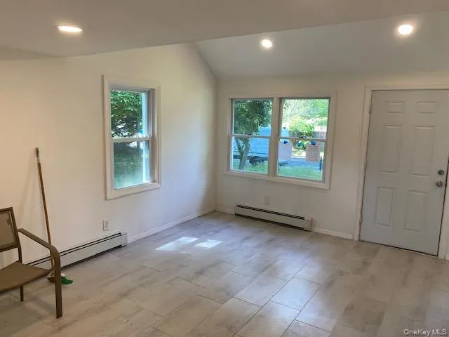 57 Washington Avenue, Brookhaven, NY, 1 Bedroom Bedrooms, 4 Room Rooms,1 BathroomBathrooms,Residential Lease,For Rent,Washington,0,1051920 57 Washington Avenue, Brookhaven, NY, 1 Bedroom Bedrooms, 4 Room Rooms,1 BathroomBathrooms,Residential Lease,For Rent,Washington,0,1051920