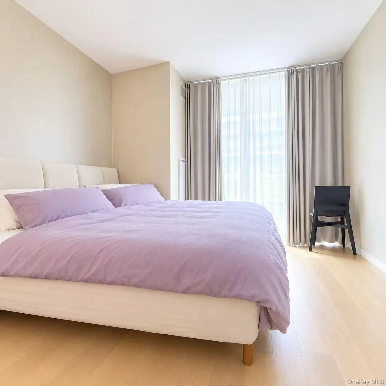 131-01 40th Road, New York, NY, 2 Bedrooms Bedrooms, 5 Rooms Rooms,2 BathroomsBathrooms,Residential,For Rent,40th,0,1051921 131-01 40th Road, New York, NY, 2 Bedrooms Bedrooms, 5 Rooms Rooms,2 BathroomsBathrooms,Residential,For Rent,40th,0,1051921
