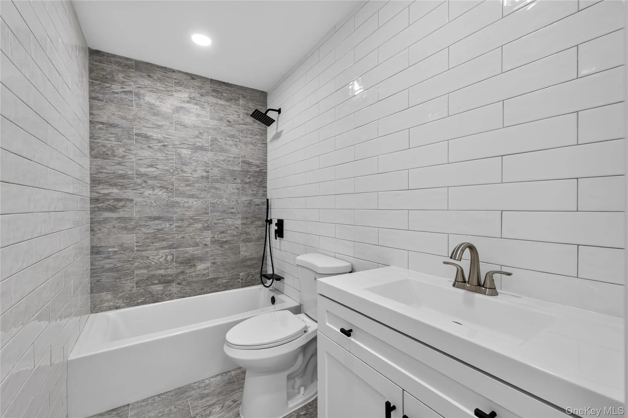 42 Clymer Street, Brookhaven, NY, 5 Bedrooms Bedrooms, 9 Rooms Rooms,2 BathroomsBathrooms,Residential,For Rent,Clymer,0,1051923 42 Clymer Street, Brookhaven, NY, 5 Bedrooms Bedrooms, 9 Rooms Rooms,2 BathroomsBathrooms,Residential,For Rent,Clymer,0,1051923