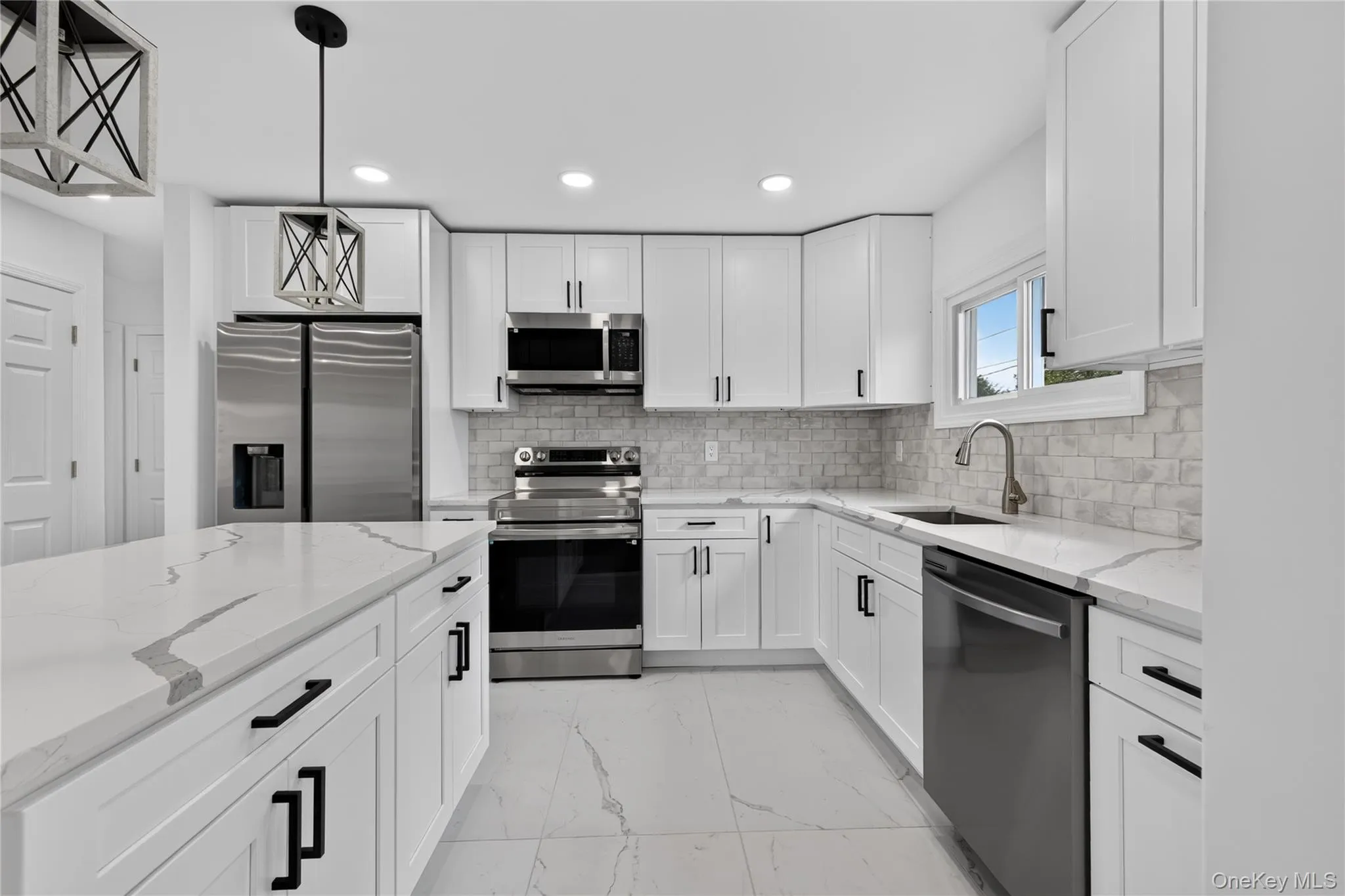42 Clymer Street, Brookhaven, NY, 5 Bedrooms Bedrooms, 9 Rooms Rooms,2 BathroomsBathrooms,Residential,For Rent,Clymer,0,1051923 42 Clymer Street, Brookhaven, NY, 5 Bedrooms Bedrooms, 9 Rooms Rooms,2 BathroomsBathrooms,Residential,For Rent,Clymer,0,1051923