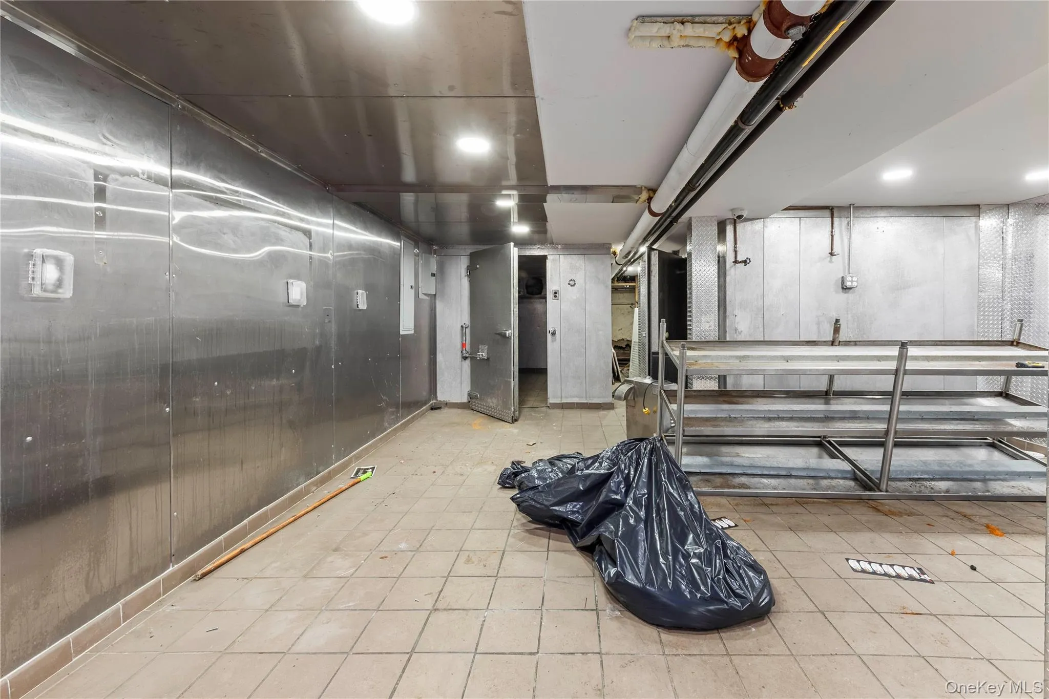 342 Ridgewood Avenue, New York, NY, ,Commercial Lease,For Rent,Ridgewood,0,1051924 342 Ridgewood Avenue, New York, NY, ,Commercial Lease,For Rent,Ridgewood,0,1051924