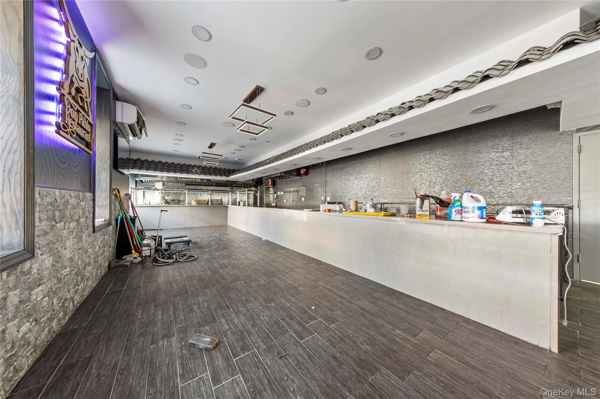 342 Ridgewood Avenue, New York, NY, ,Commercial Lease,For Rent,Ridgewood,0,1051924 342 Ridgewood Avenue, New York, NY, ,Commercial Lease,For Rent,Ridgewood,0,1051924