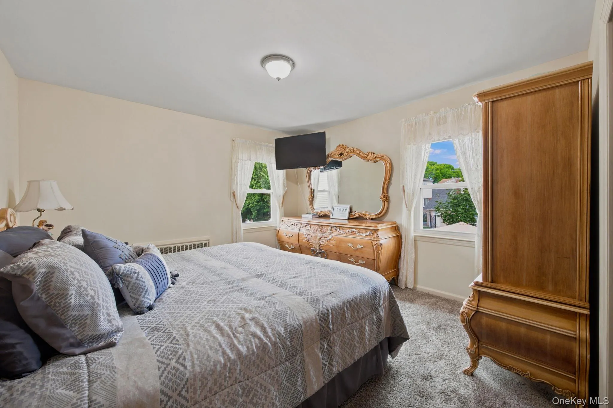 293 85th Avenue, North Hempstead, NY, 3 Bedrooms Bedrooms, 5 Rooms Rooms,2 BathroomsBathrooms,Residential,For Rent,85th,0,1051926 293 85th Avenue, North Hempstead, NY, 3 Bedrooms Bedrooms, 5 Rooms Rooms,2 BathroomsBathrooms,Residential,For Rent,85th,0,1051926