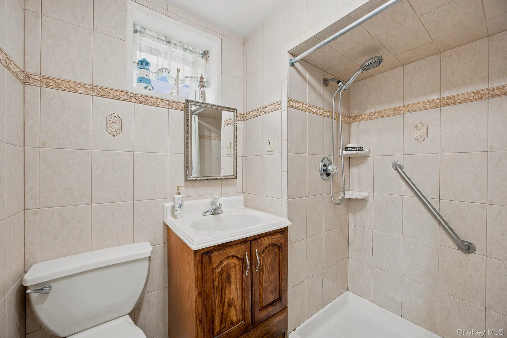 293 85th Avenue, North Hempstead, NY, 3 Bedrooms Bedrooms, 5 Rooms Rooms,2 BathroomsBathrooms,Residential,For Rent,85th,0,1051926 293 85th Avenue, North Hempstead, NY, 3 Bedrooms Bedrooms, 5 Rooms Rooms,2 BathroomsBathrooms,Residential,For Rent,85th,0,1051926