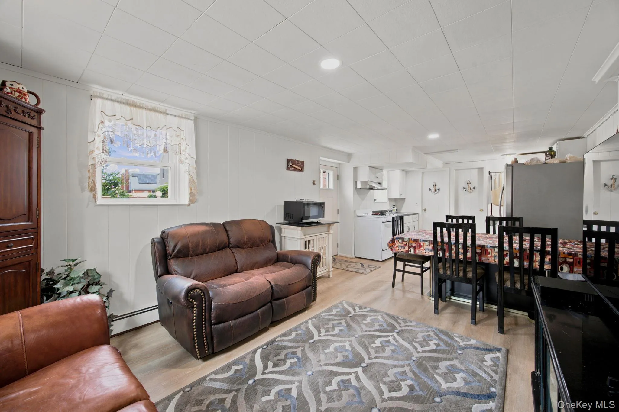293 85th Avenue, North Hempstead, NY, 3 Bedrooms Bedrooms, 5 Rooms Rooms,2 BathroomsBathrooms,Residential,For Rent,85th,0,1051926 293 85th Avenue, North Hempstead, NY, 3 Bedrooms Bedrooms, 5 Rooms Rooms,2 BathroomsBathrooms,Residential,For Rent,85th,0,1051926