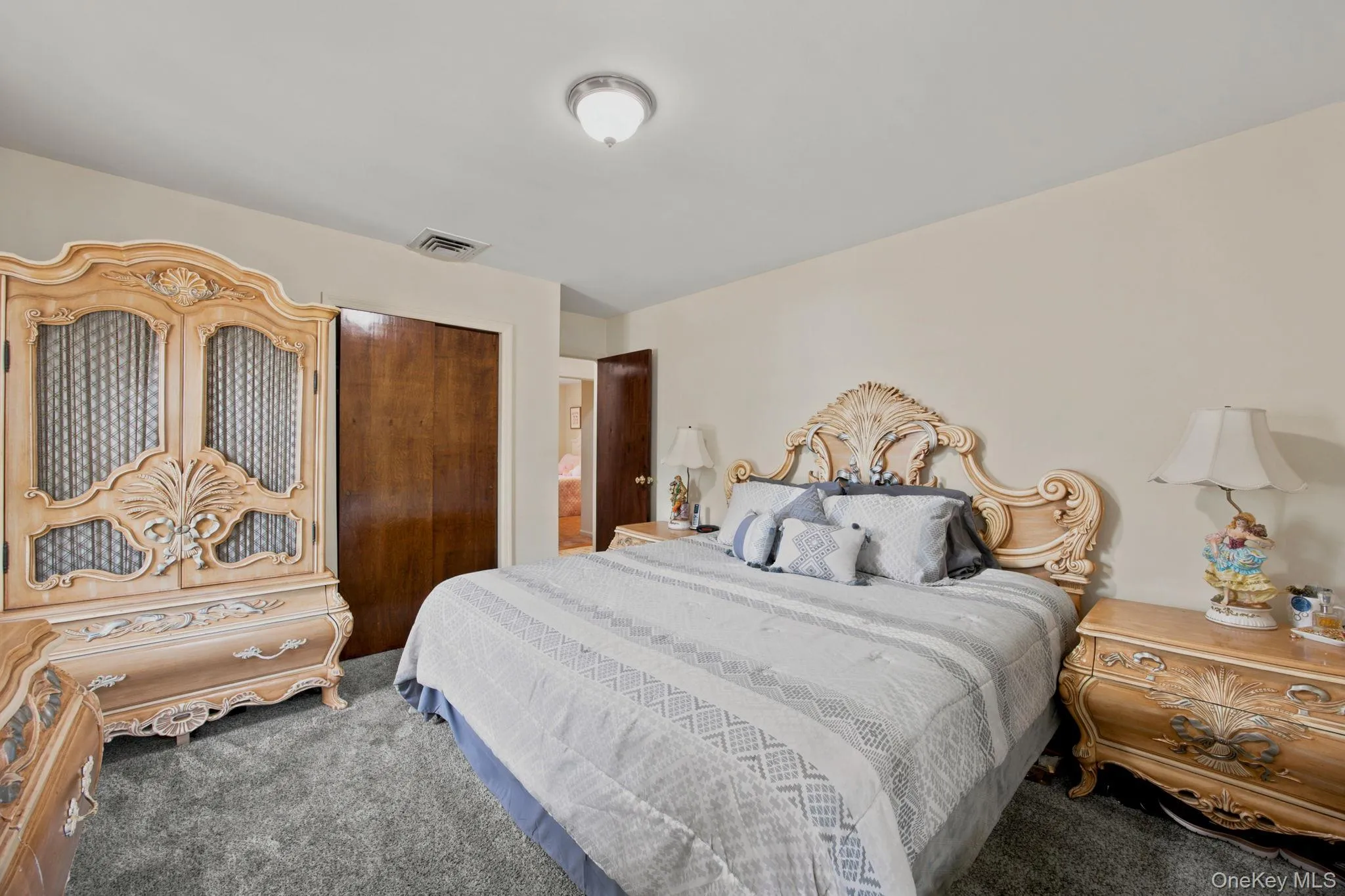 293 85th Avenue, North Hempstead, NY, 3 Bedrooms Bedrooms, 5 Rooms Rooms,2 BathroomsBathrooms,Residential,For Rent,85th,0,1051926 293 85th Avenue, North Hempstead, NY, 3 Bedrooms Bedrooms, 5 Rooms Rooms,2 BathroomsBathrooms,Residential,For Rent,85th,0,1051926