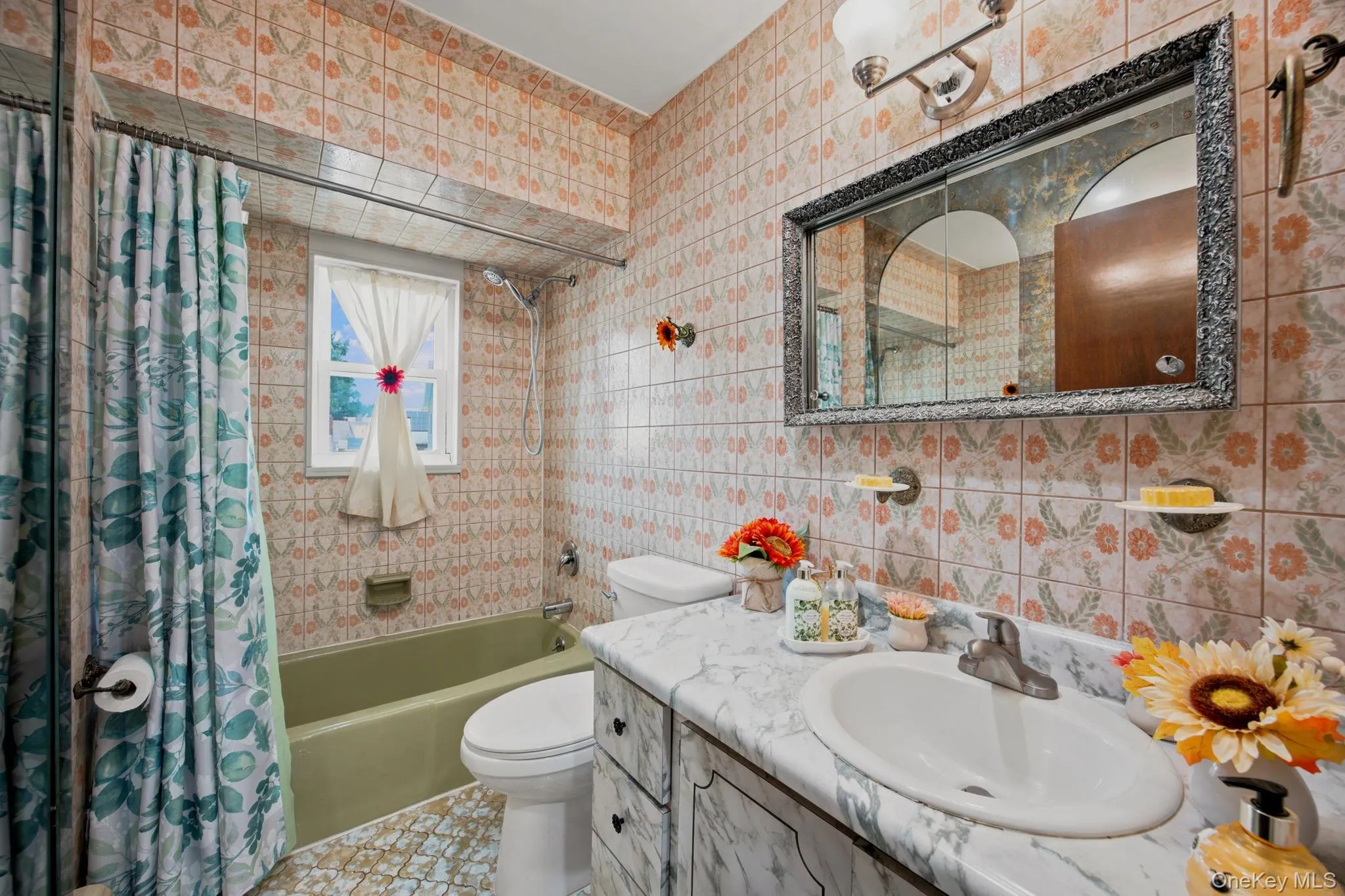 293 85th Avenue, North Hempstead, NY, 3 Bedrooms Bedrooms, 5 Rooms Rooms,2 BathroomsBathrooms,Residential,For Rent,85th,0,1051926 293 85th Avenue, North Hempstead, NY, 3 Bedrooms Bedrooms, 5 Rooms Rooms,2 BathroomsBathrooms,Residential,For Rent,85th,0,1051926
