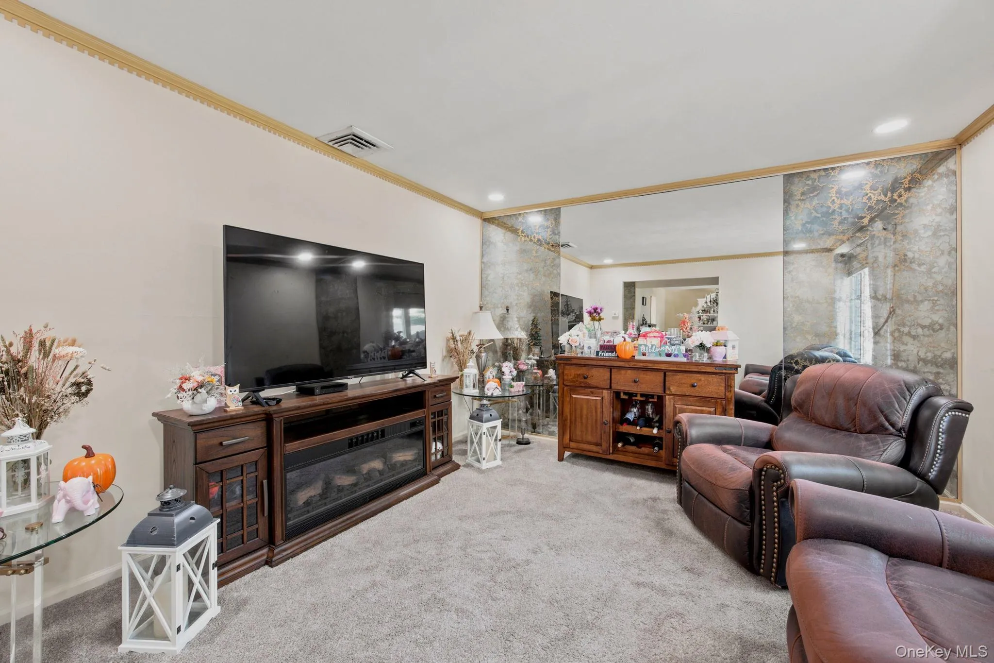 293 85th Avenue, North Hempstead, NY, 3 Bedrooms Bedrooms, 5 Rooms Rooms,2 BathroomsBathrooms,Residential,For Rent,85th,0,1051926 293 85th Avenue, North Hempstead, NY, 3 Bedrooms Bedrooms, 5 Rooms Rooms,2 BathroomsBathrooms,Residential,For Rent,85th,0,1051926