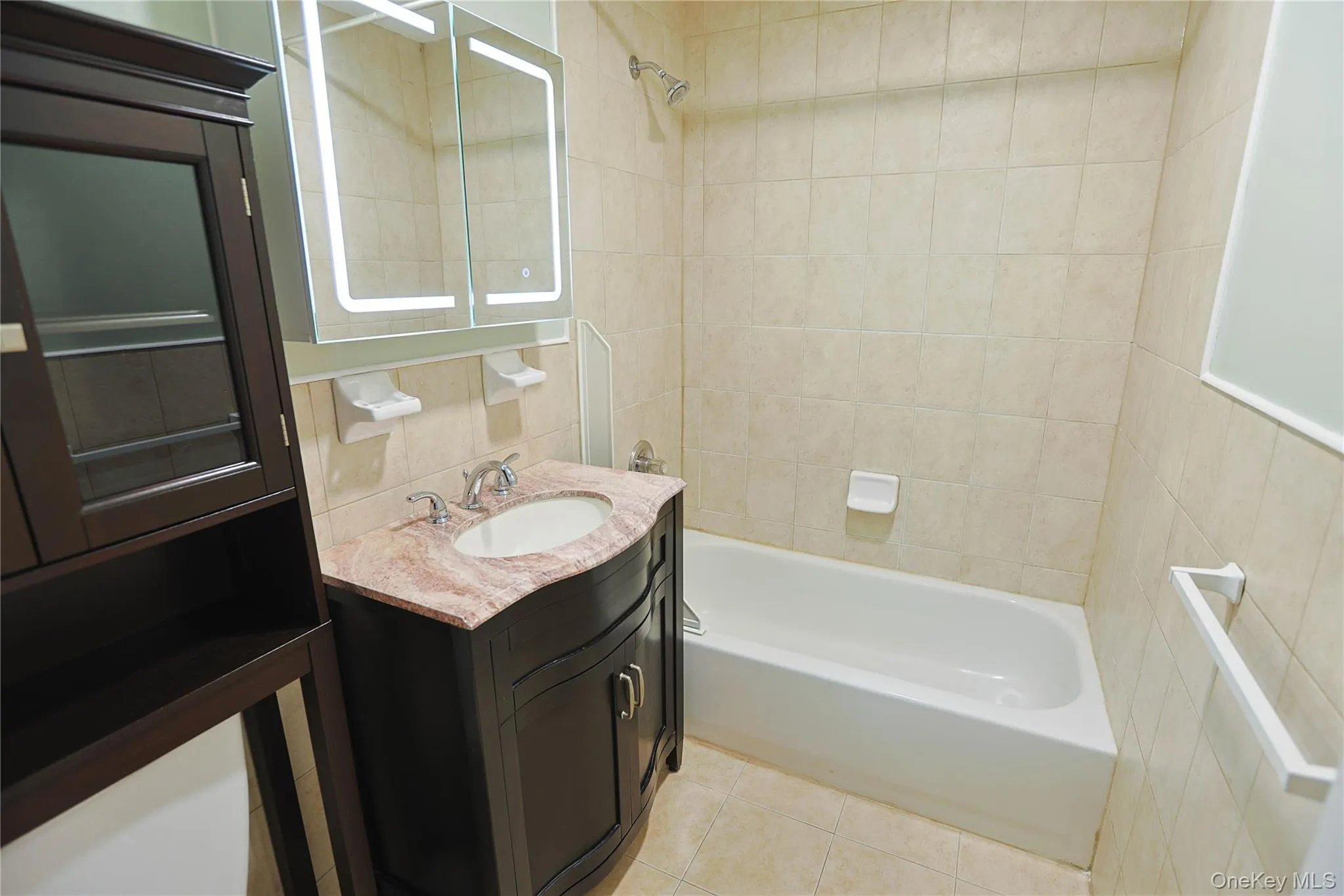 5636 Remsen Place, New York, NY, 4 Bedrooms Bedrooms, 6 Rooms Rooms,1 BathroomBathrooms,Residential Lease,For Rent,Remsen,0,1051933 5636 Remsen Place, New York, NY, 4 Bedrooms Bedrooms, 6 Rooms Rooms,1 BathroomBathrooms,Residential Lease,For Rent,Remsen,0,1051933