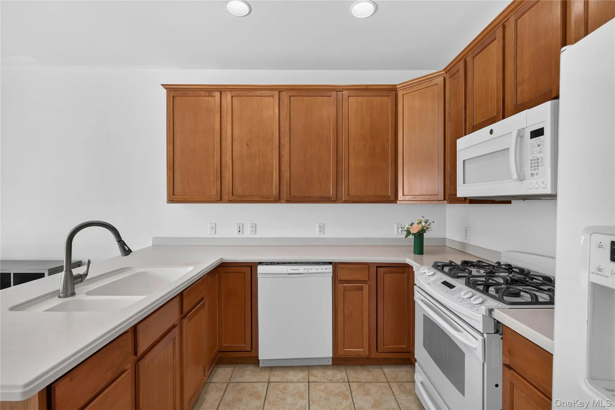 30 Banbury Way, Newburgh (town), NY, 3 Bedroom Bedrooms, 10 Room Rooms,2 BathroomBathrooms,Residential Lease,For Rent,Banbury,0,1051938 30 Banbury Way, Newburgh (town), NY, 3 Bedroom Bedrooms, 10 Room Rooms,2 BathroomBathrooms,Residential Lease,For Rent,Banbury,0,1051938