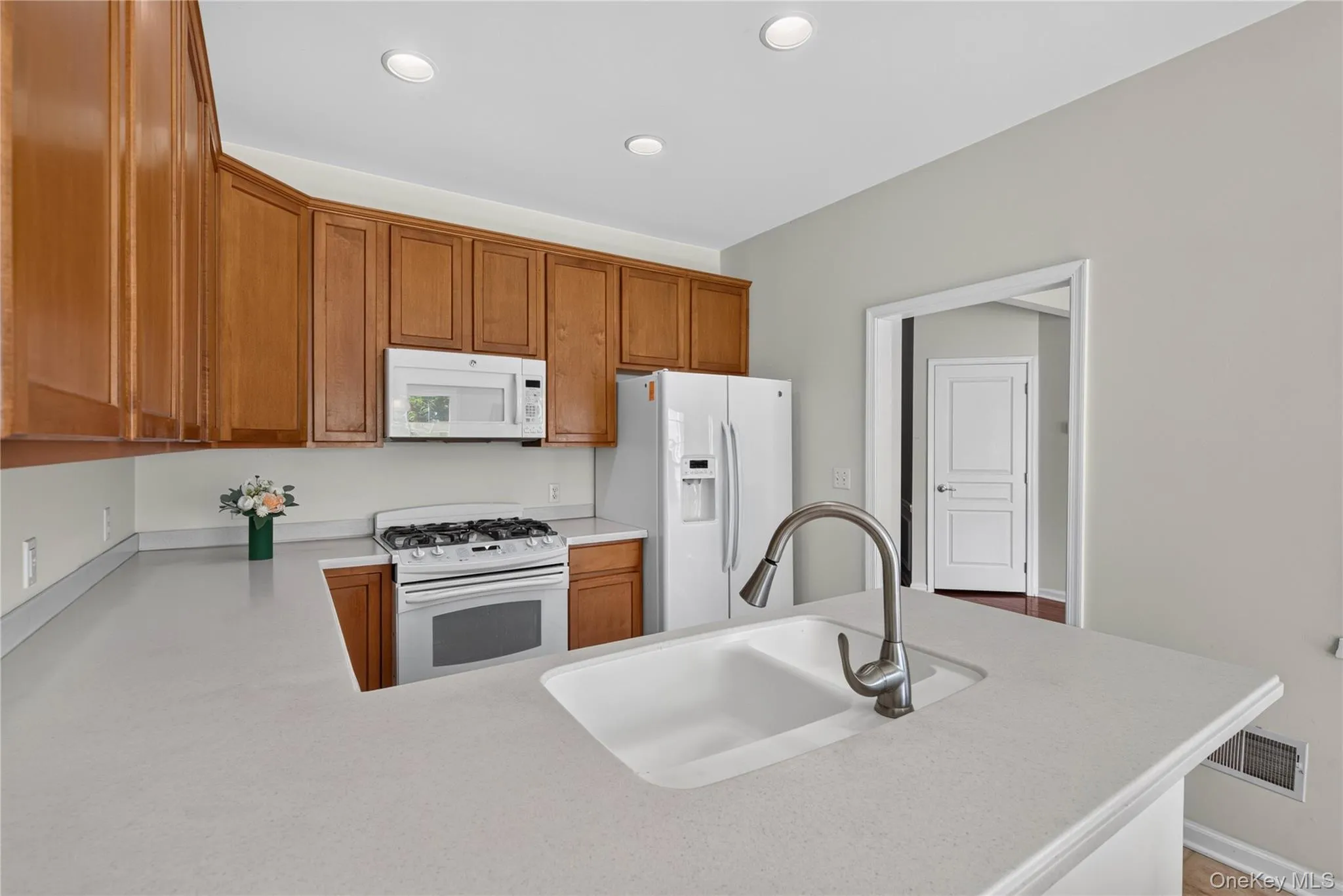 30 Banbury Way, Newburgh (town), NY, 3 Bedroom Bedrooms, 10 Room Rooms,2 BathroomBathrooms,Residential Lease,For Rent,Banbury,0,1051938 30 Banbury Way, Newburgh (town), NY, 3 Bedroom Bedrooms, 10 Room Rooms,2 BathroomBathrooms,Residential Lease,For Rent,Banbury,0,1051938
