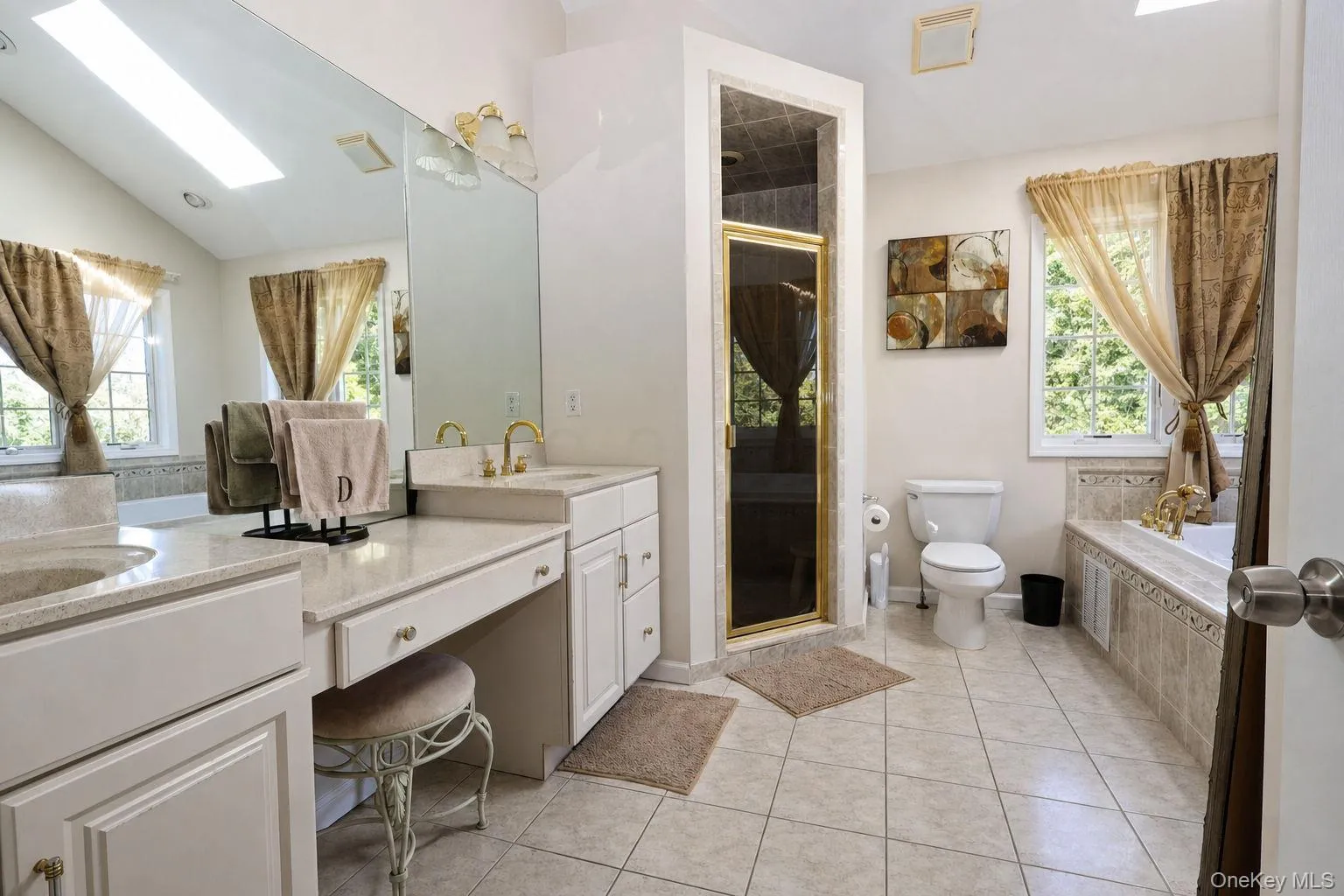 40 Sandra Lane, Monroe, NY, 4 Bedrooms Bedrooms, 10 Rooms Rooms,2 BathroomsBathrooms,Residential,For Rent,Sandra,0,1051940 40 Sandra Lane, Monroe, NY, 4 Bedrooms Bedrooms, 10 Rooms Rooms,2 BathroomsBathrooms,Residential,For Rent,Sandra,0,1051940